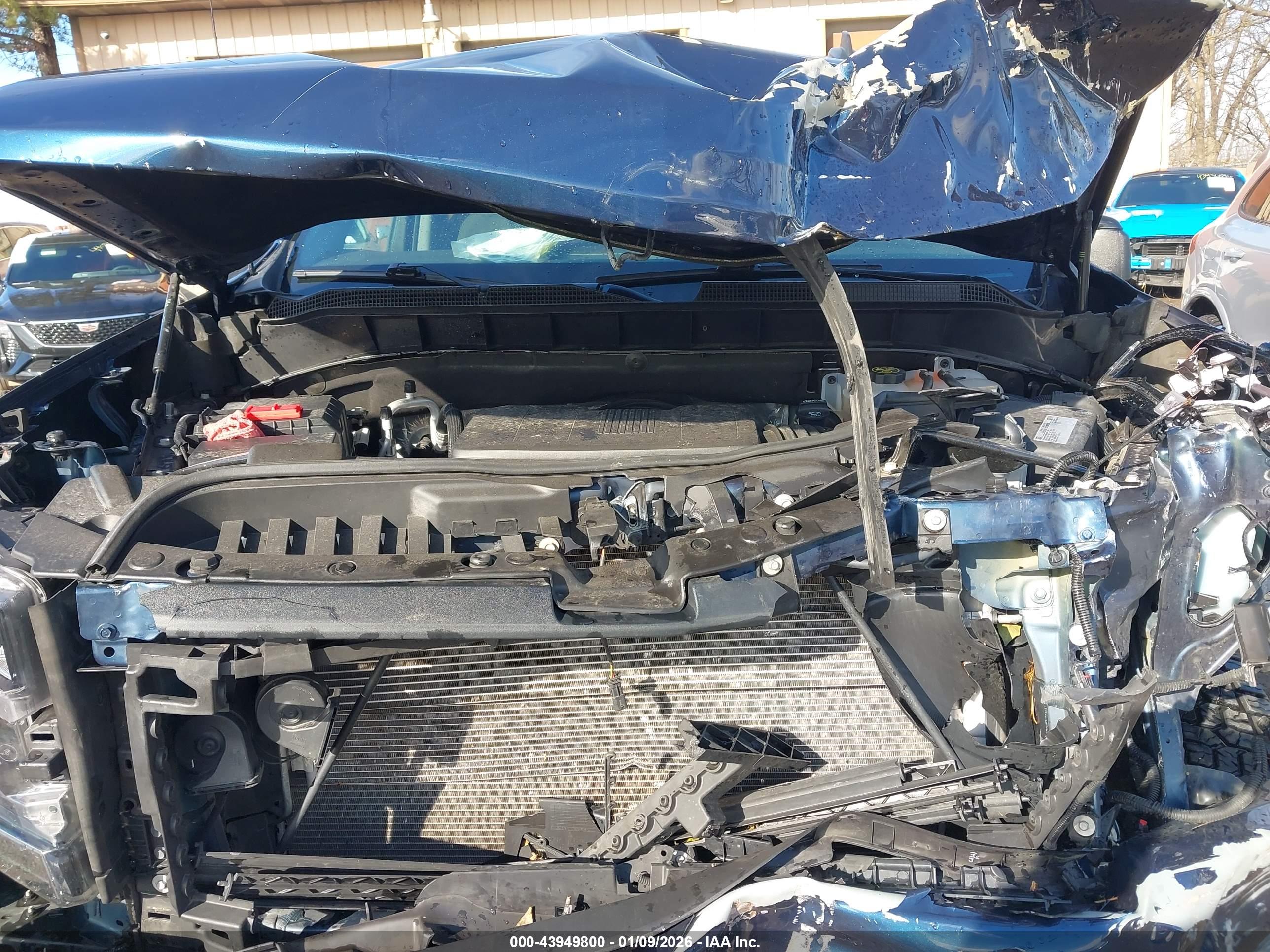 CHEVROLET SILVERADO image 10