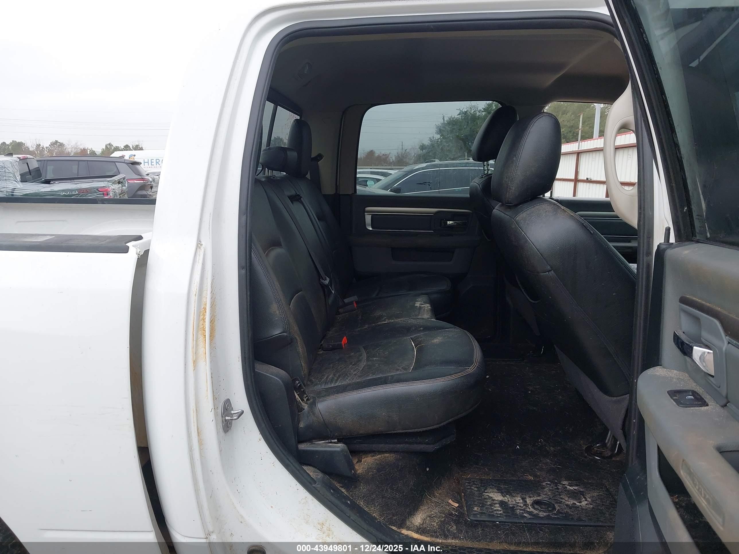 RAM 1500 image 8