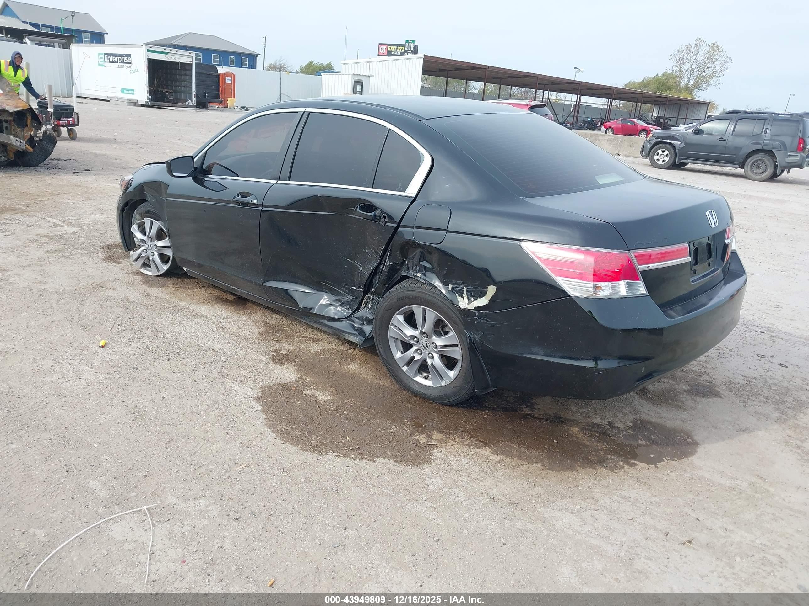 HONDA ACCORD image 3