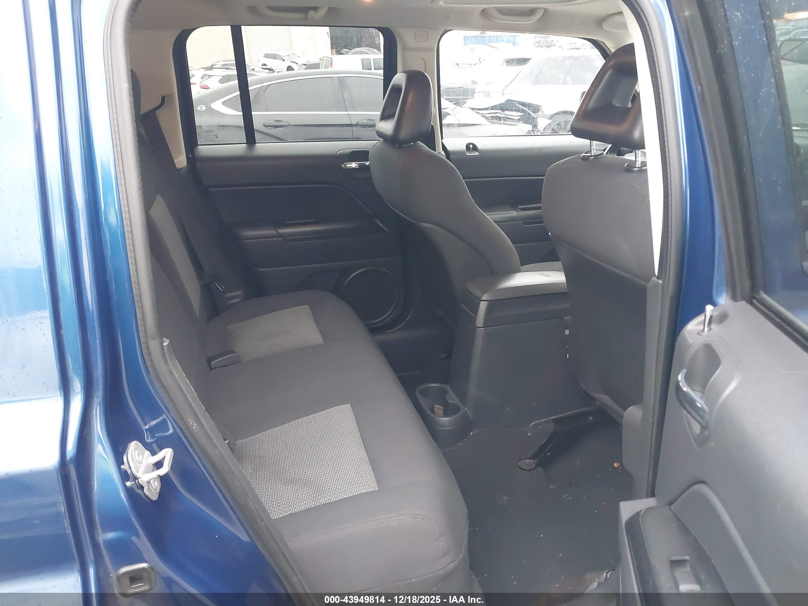 JEEP PATRIOT image 8