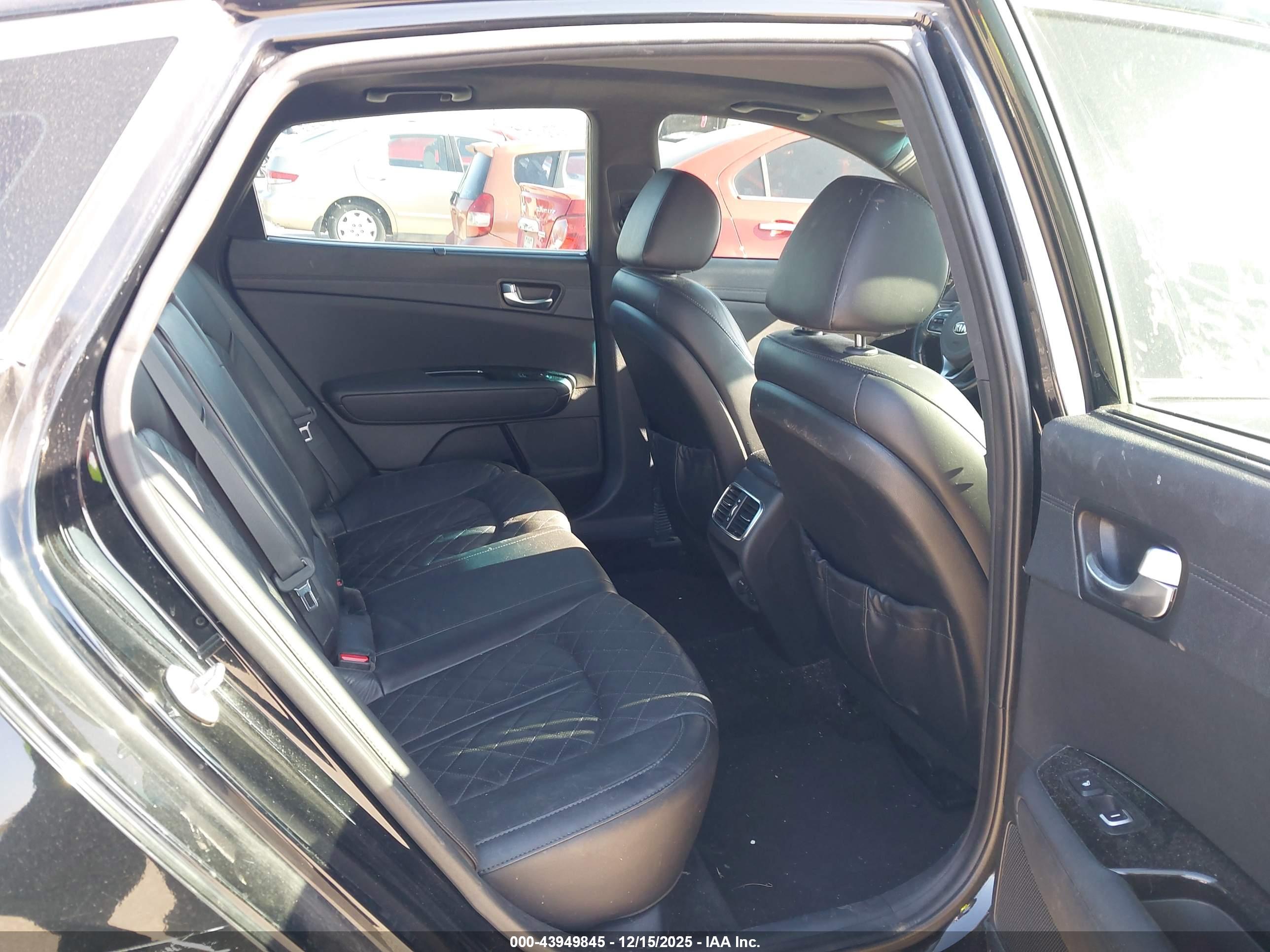 KIA OPTIMA image 8