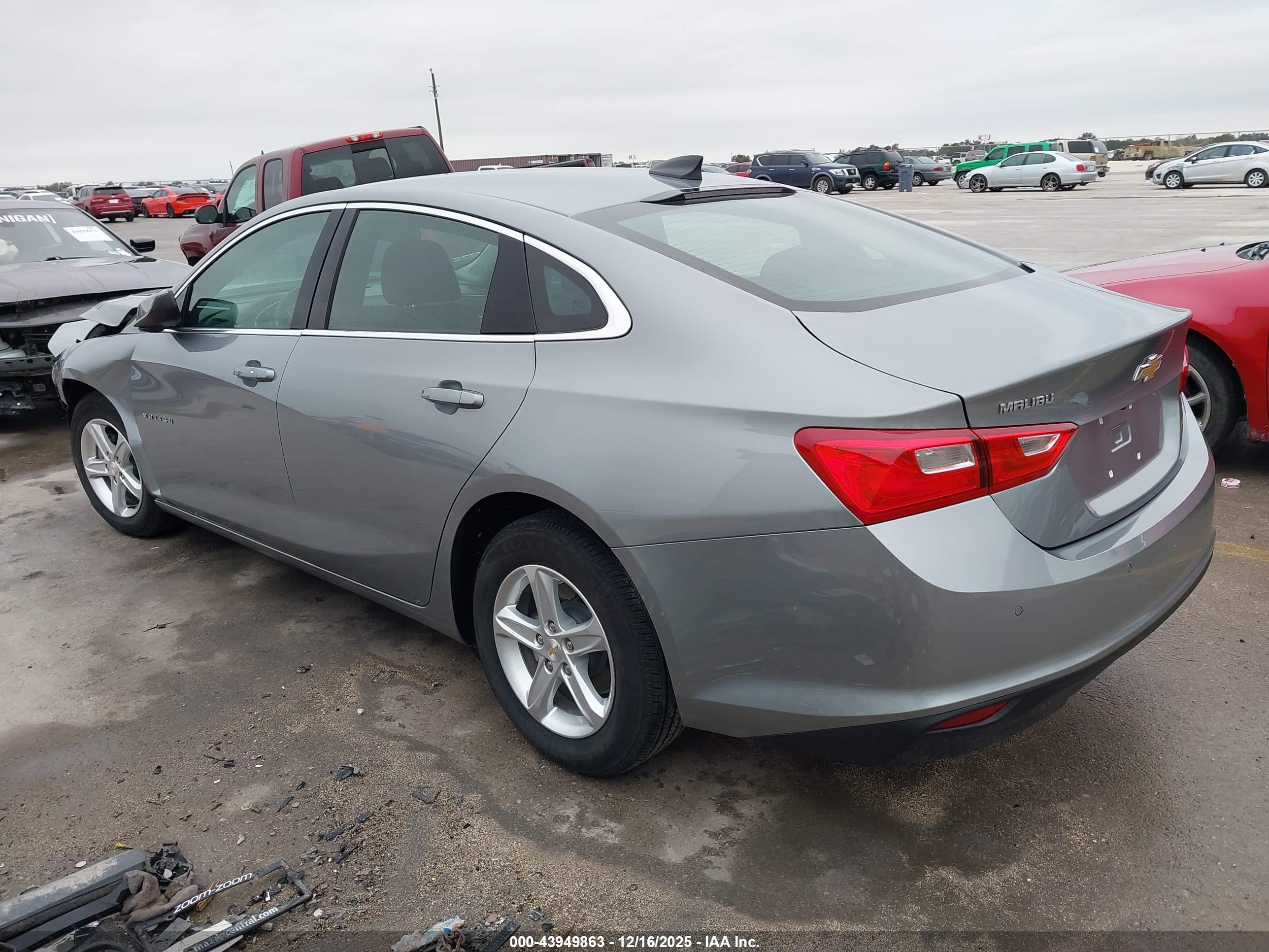 CHEVROLET MALIBU image 3