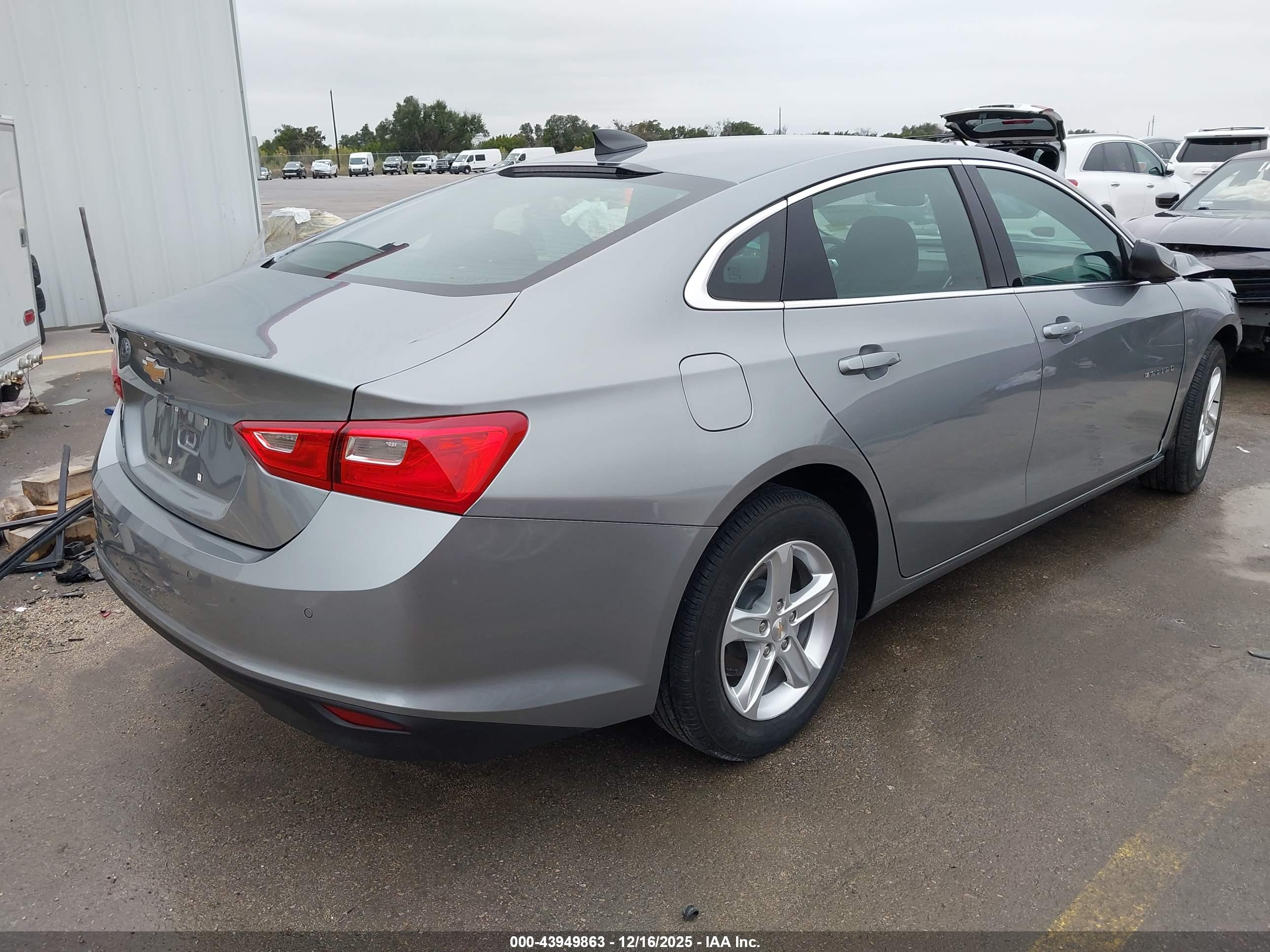 CHEVROLET MALIBU image 4