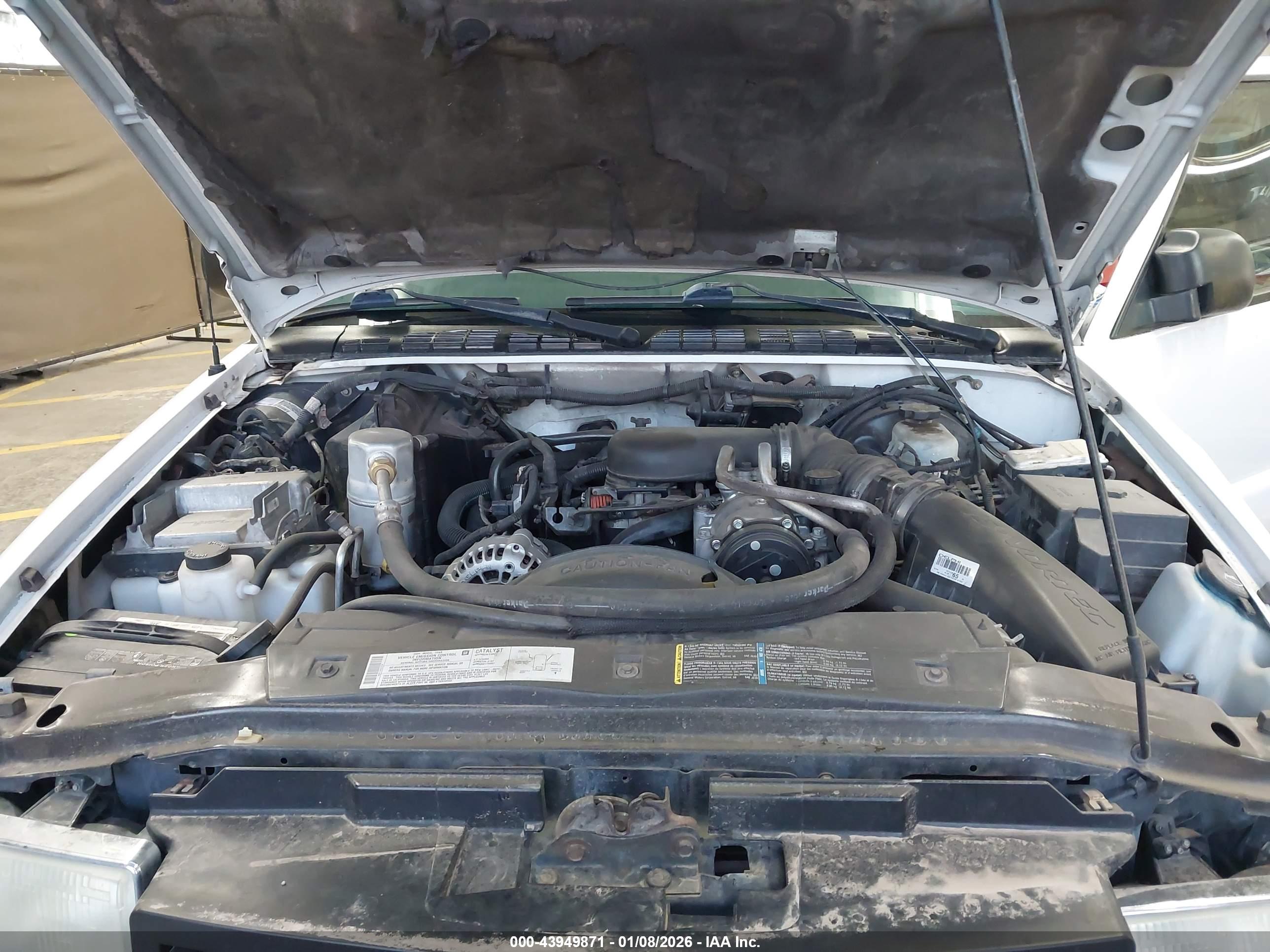 CHEVROLET BLAZER image 10