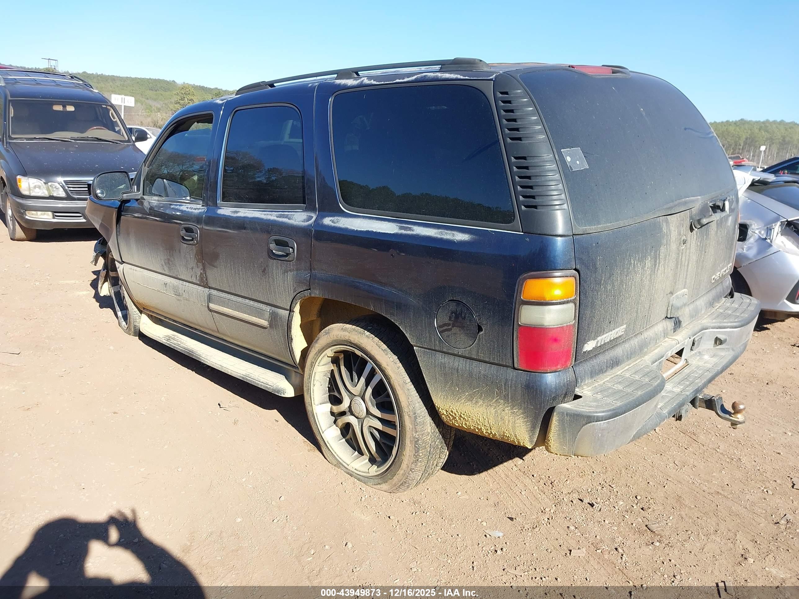 CHEVROLET TAHOE image 3