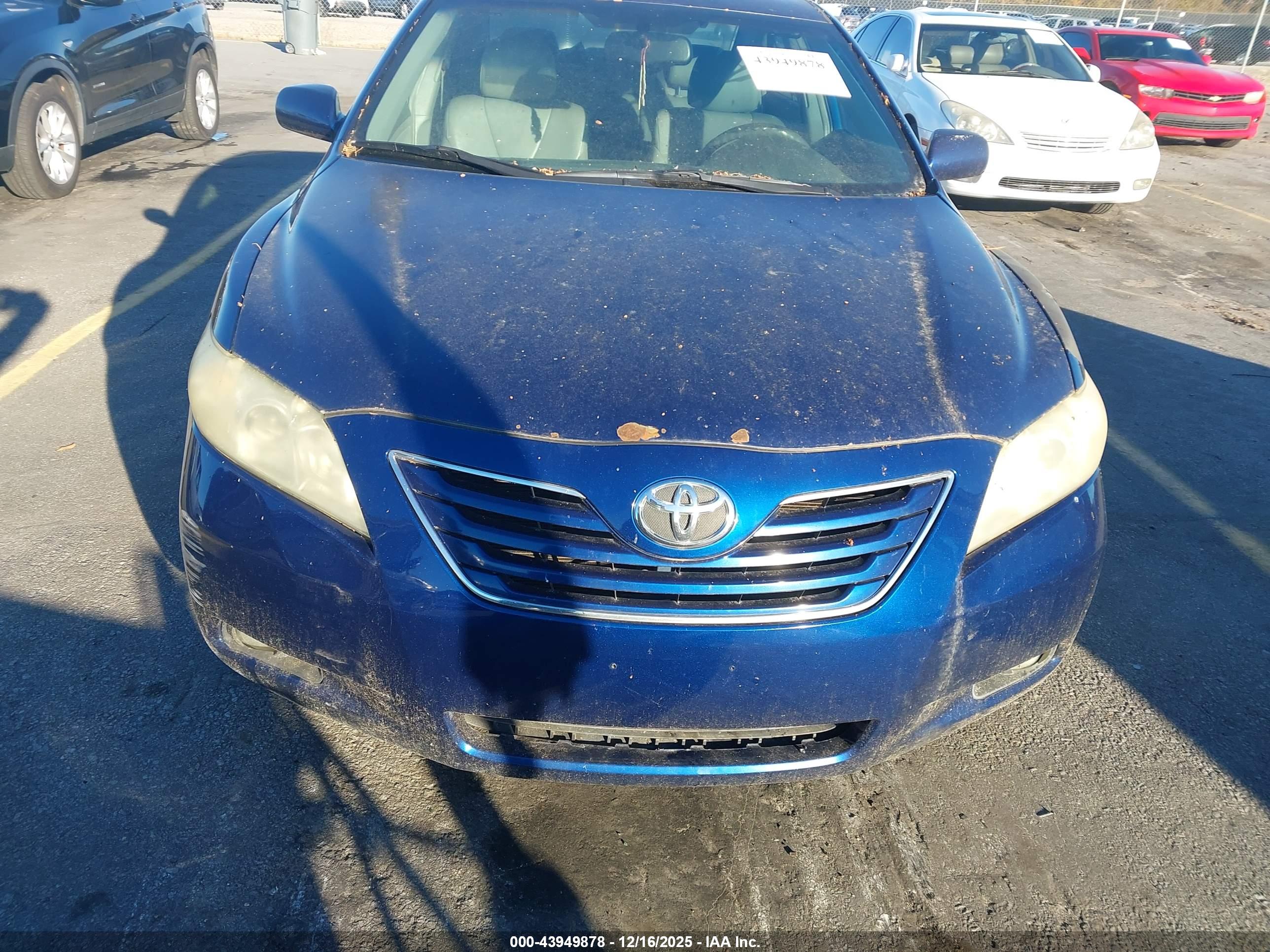 TOYOTA CAMRY image 6