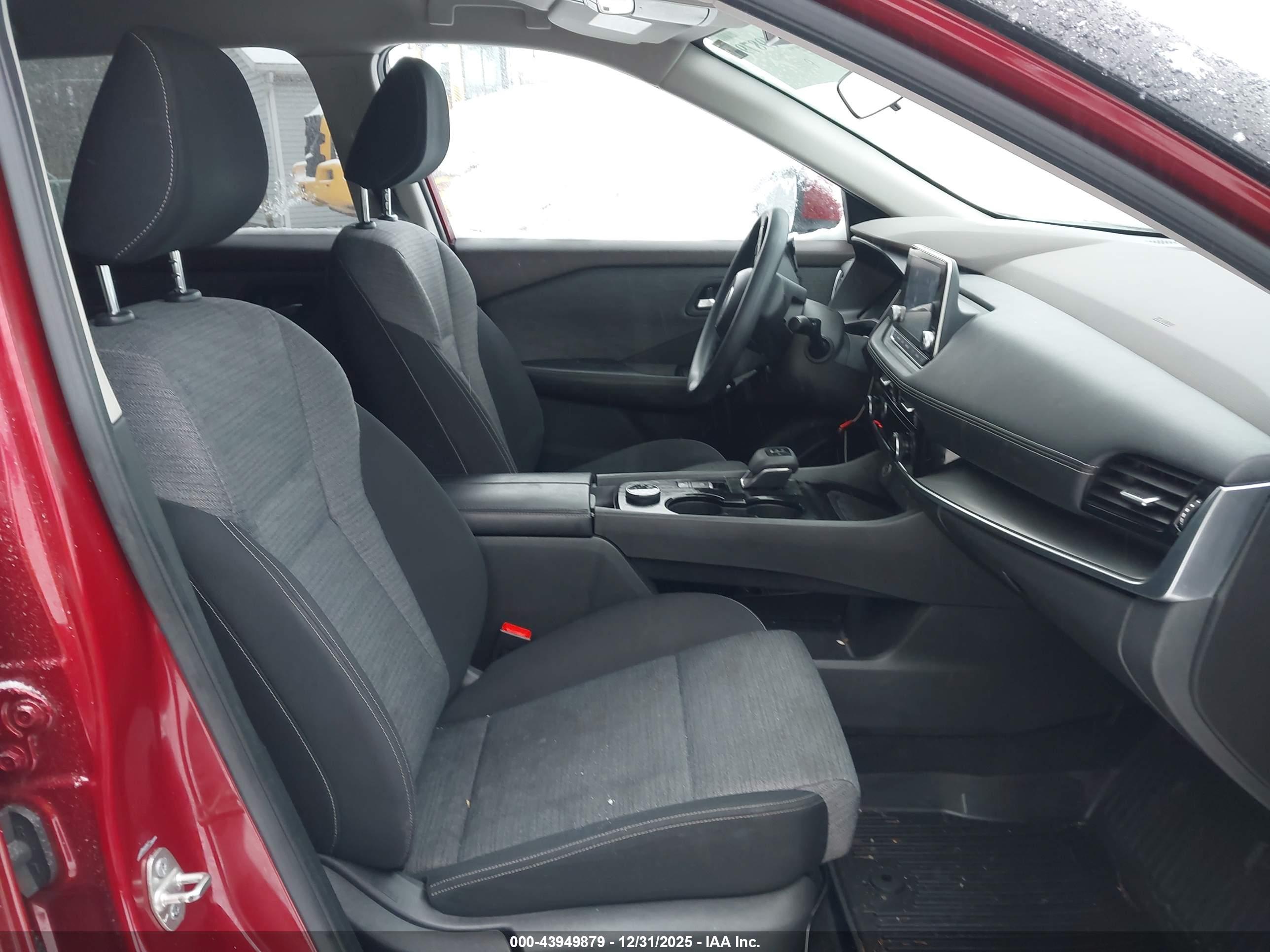 NISSAN ROGUE image 5