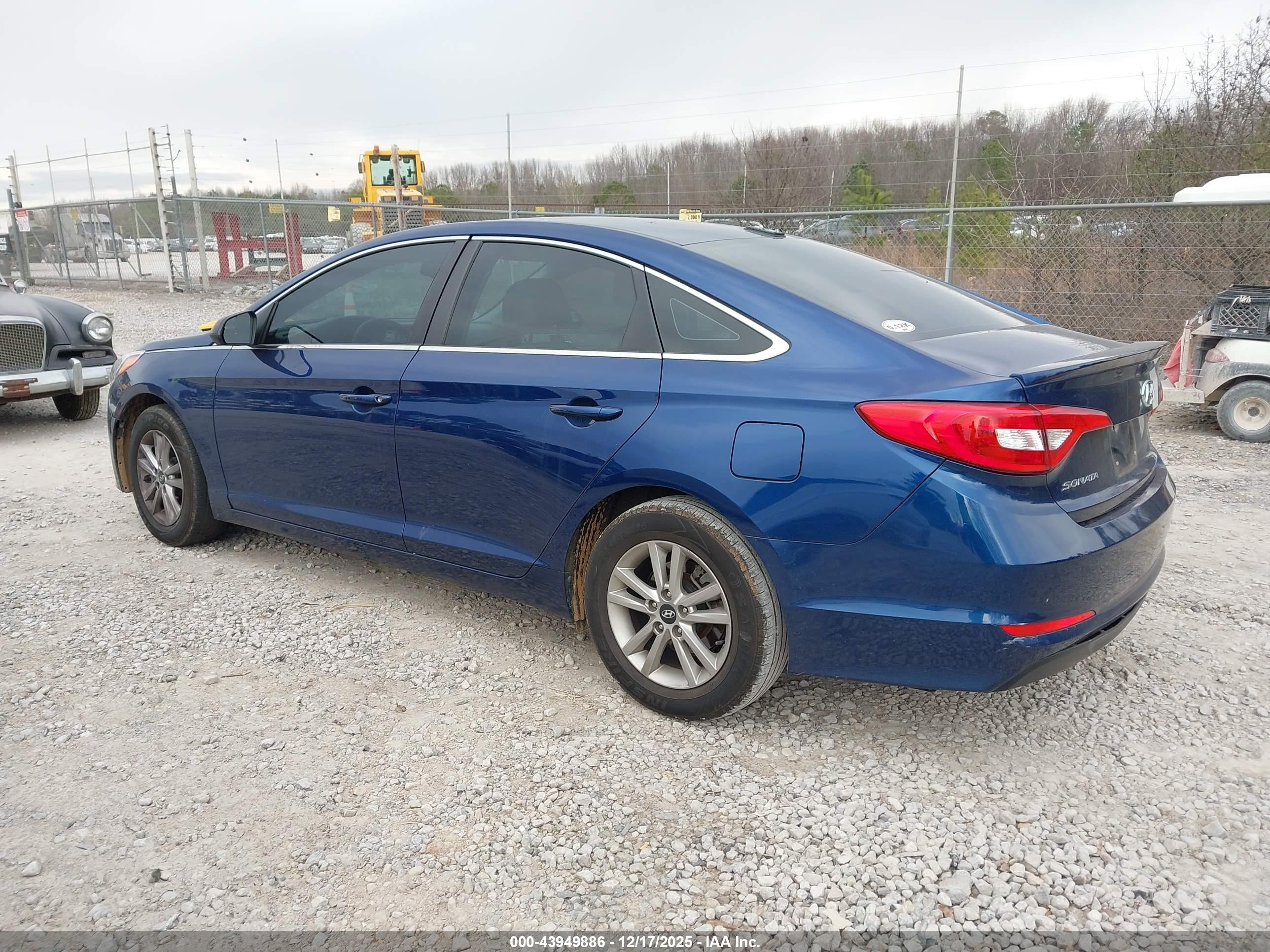 HYUNDAI SONATA image 3