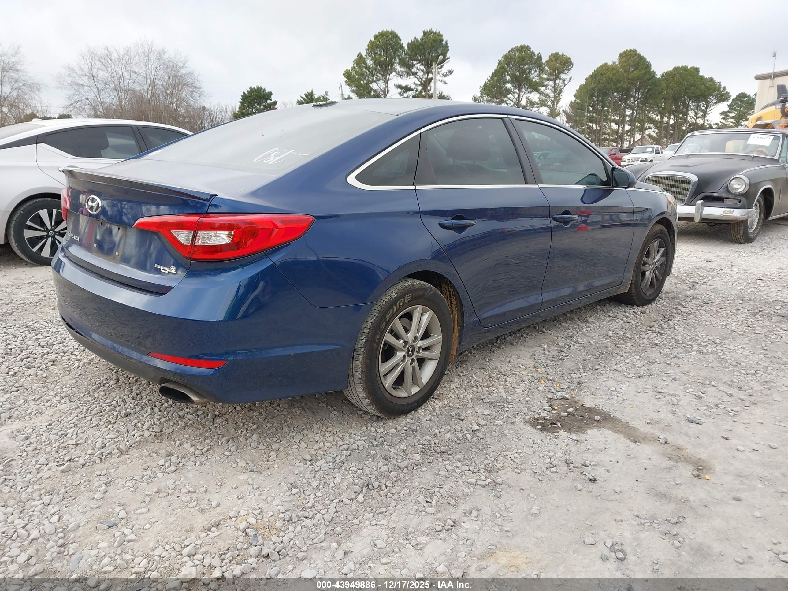 HYUNDAI SONATA image 4