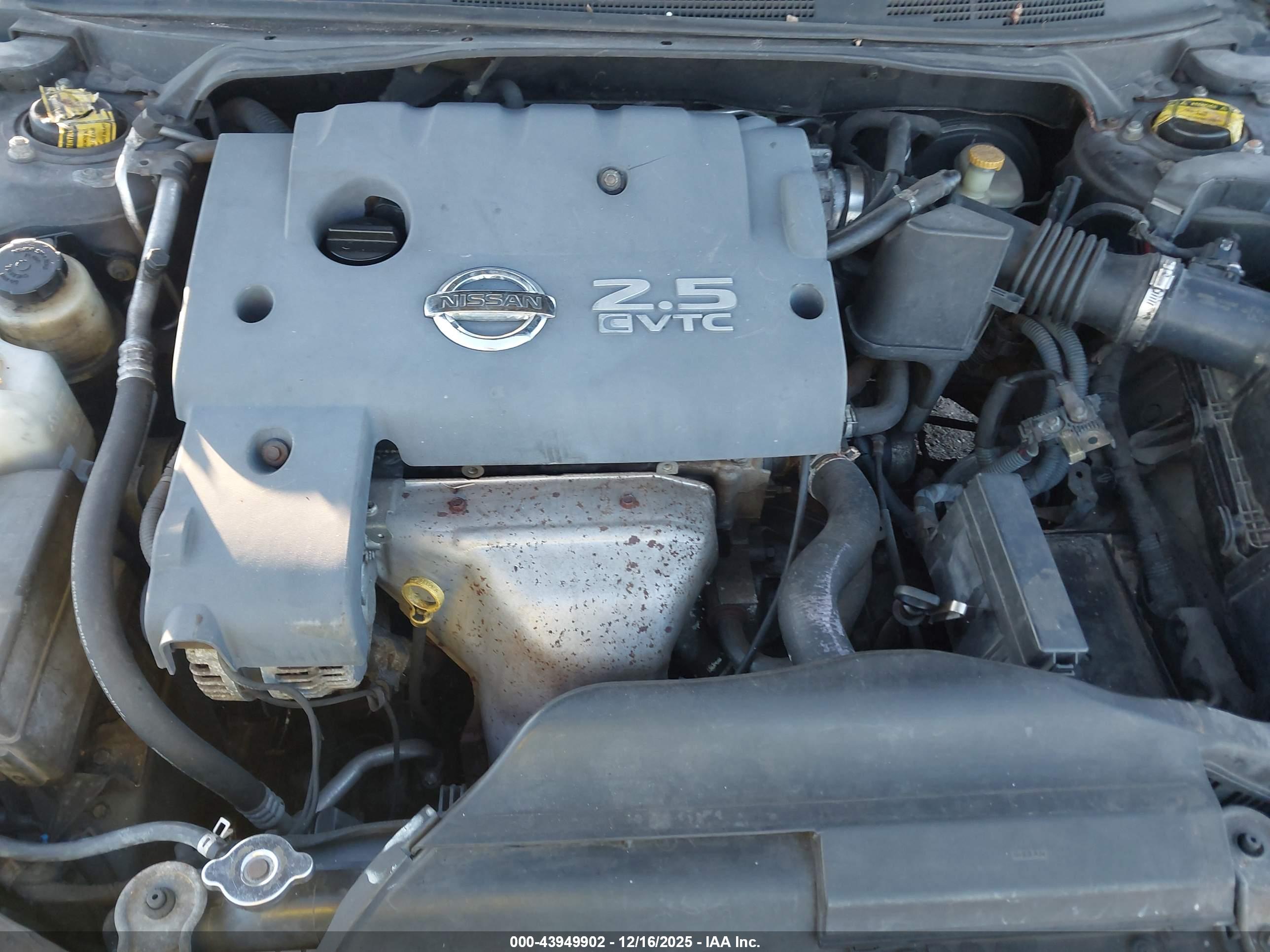 NISSAN ALTIMA image 10
