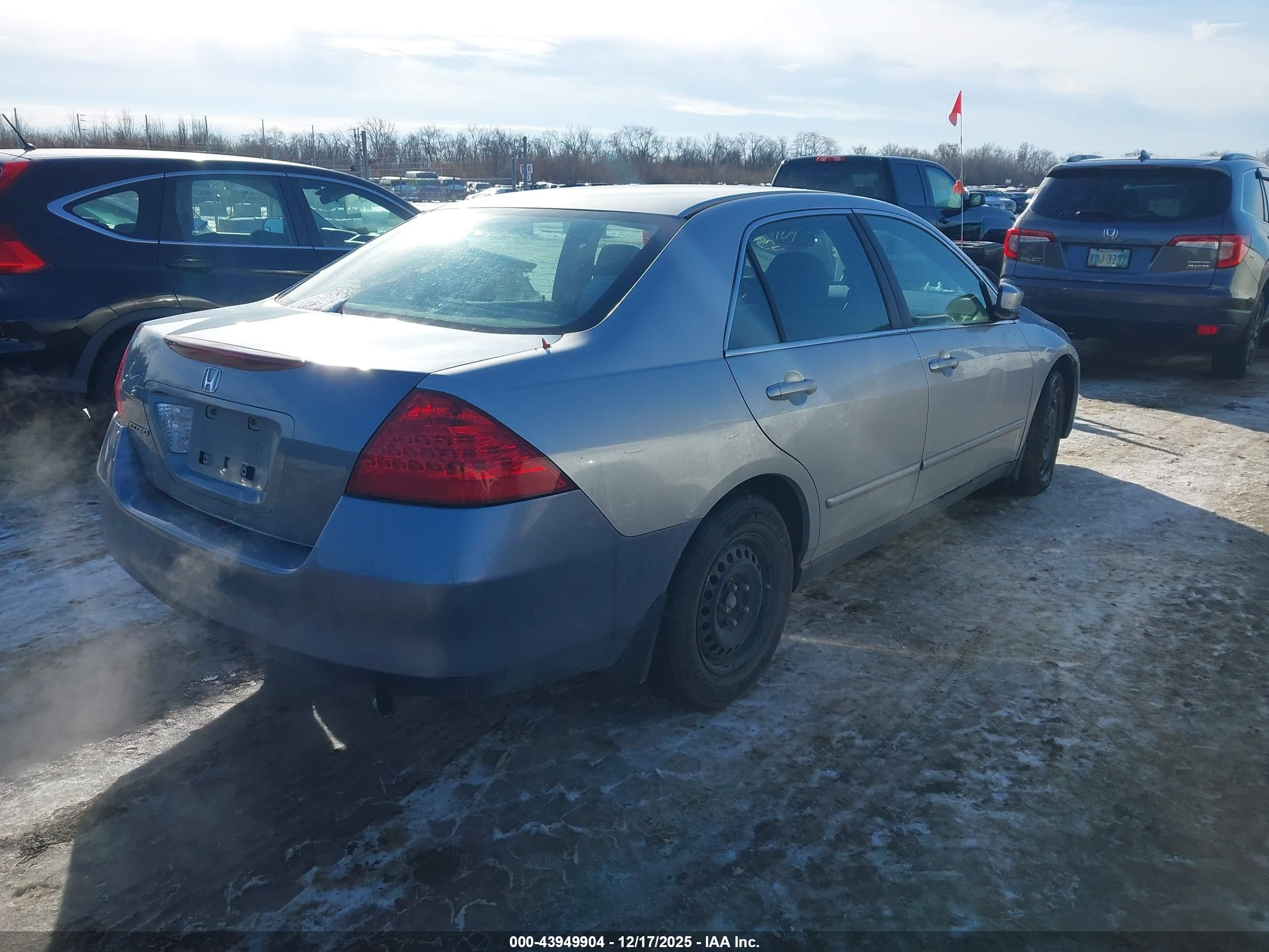 HONDA ACCORD image 4