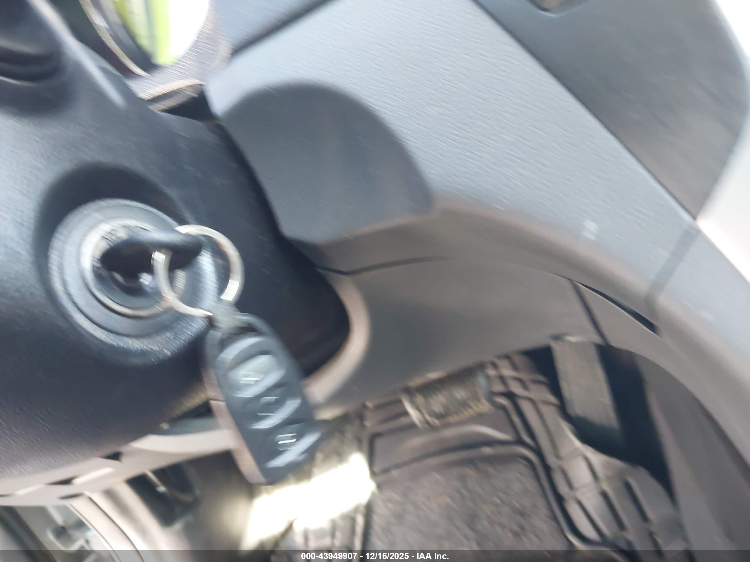 HYUNDAI SONATA image 11