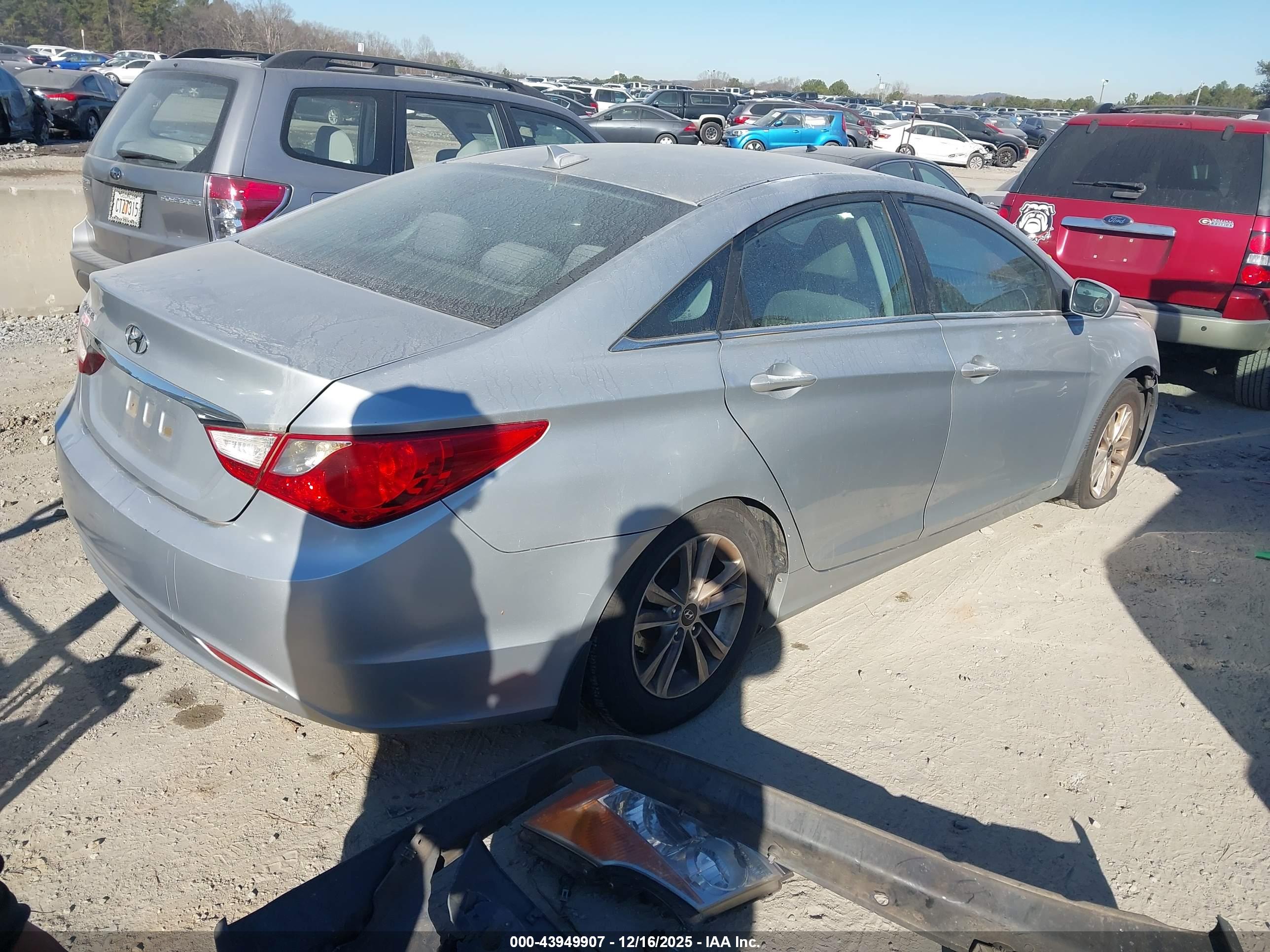 HYUNDAI SONATA image 4