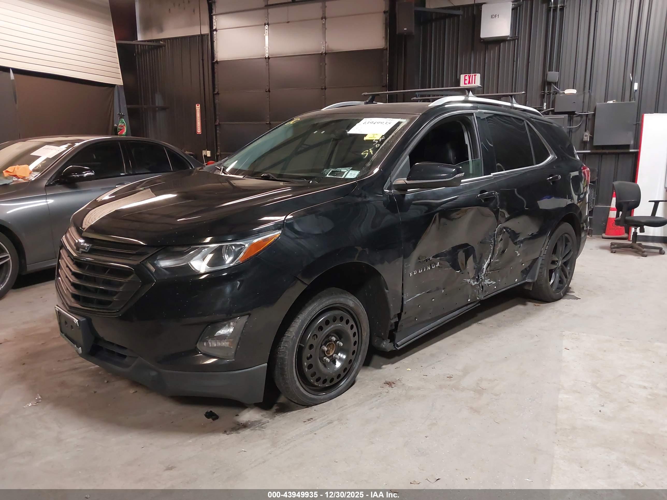 CHEVROLET EQUINOX image 2