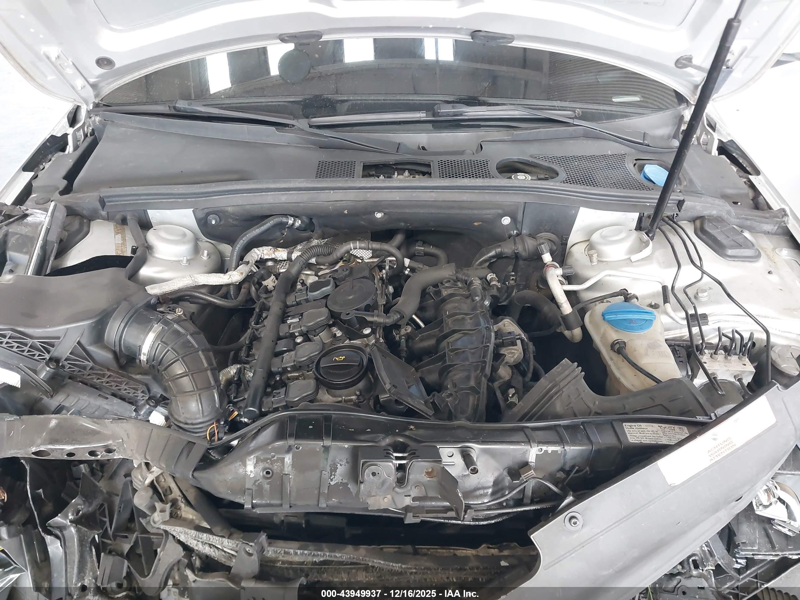 AUDI A4 image 10