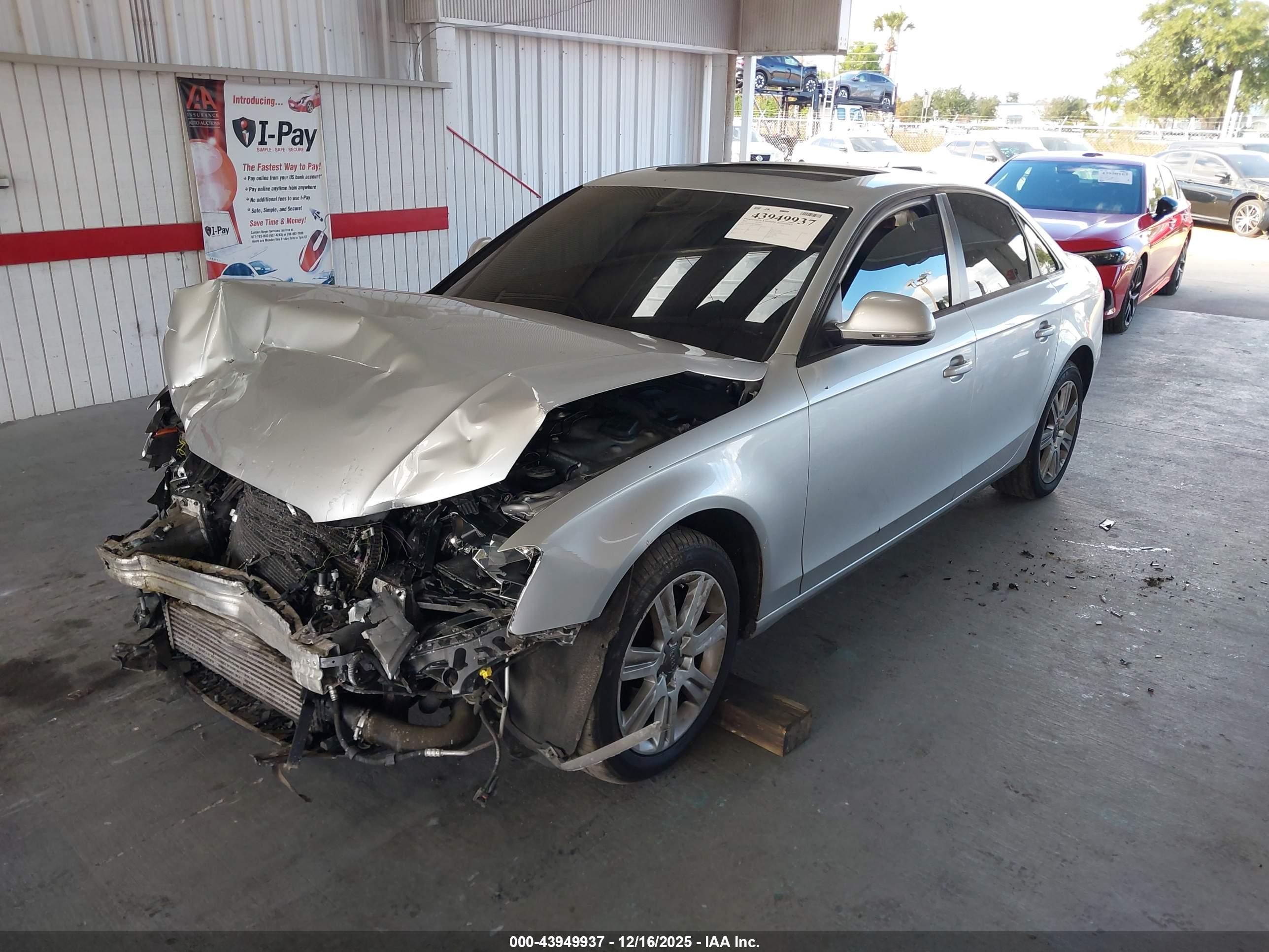 AUDI A4 image 2