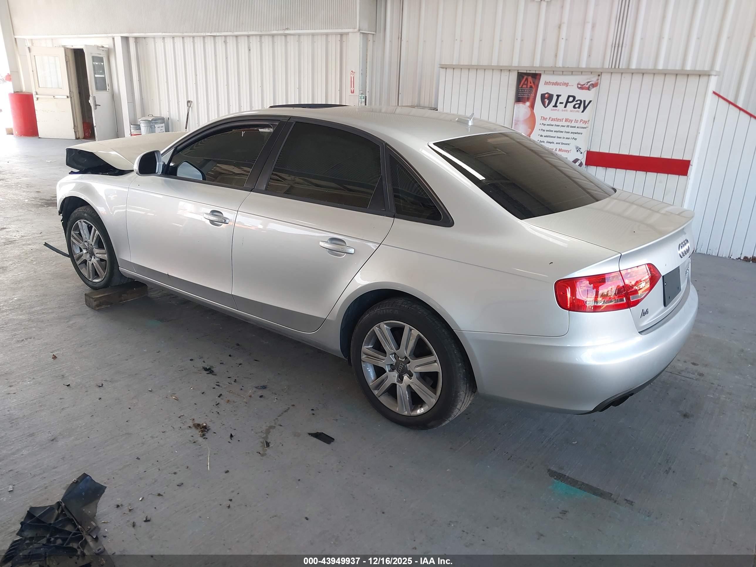AUDI A4 image 3