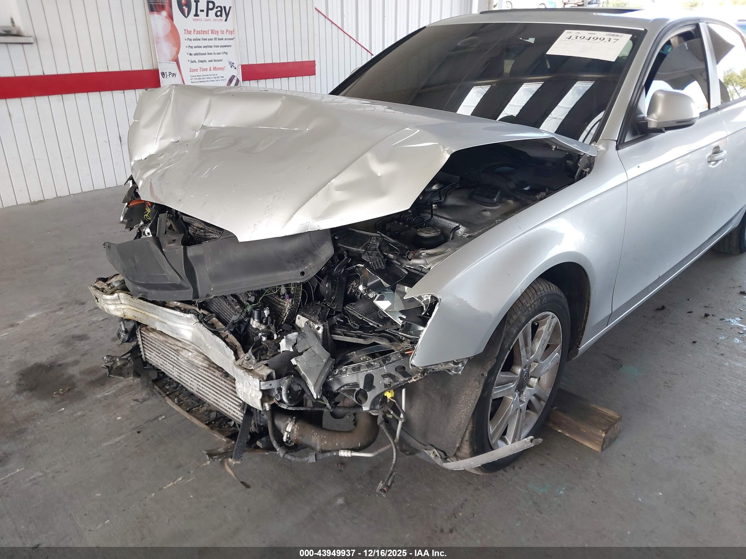 AUDI A4 image 6