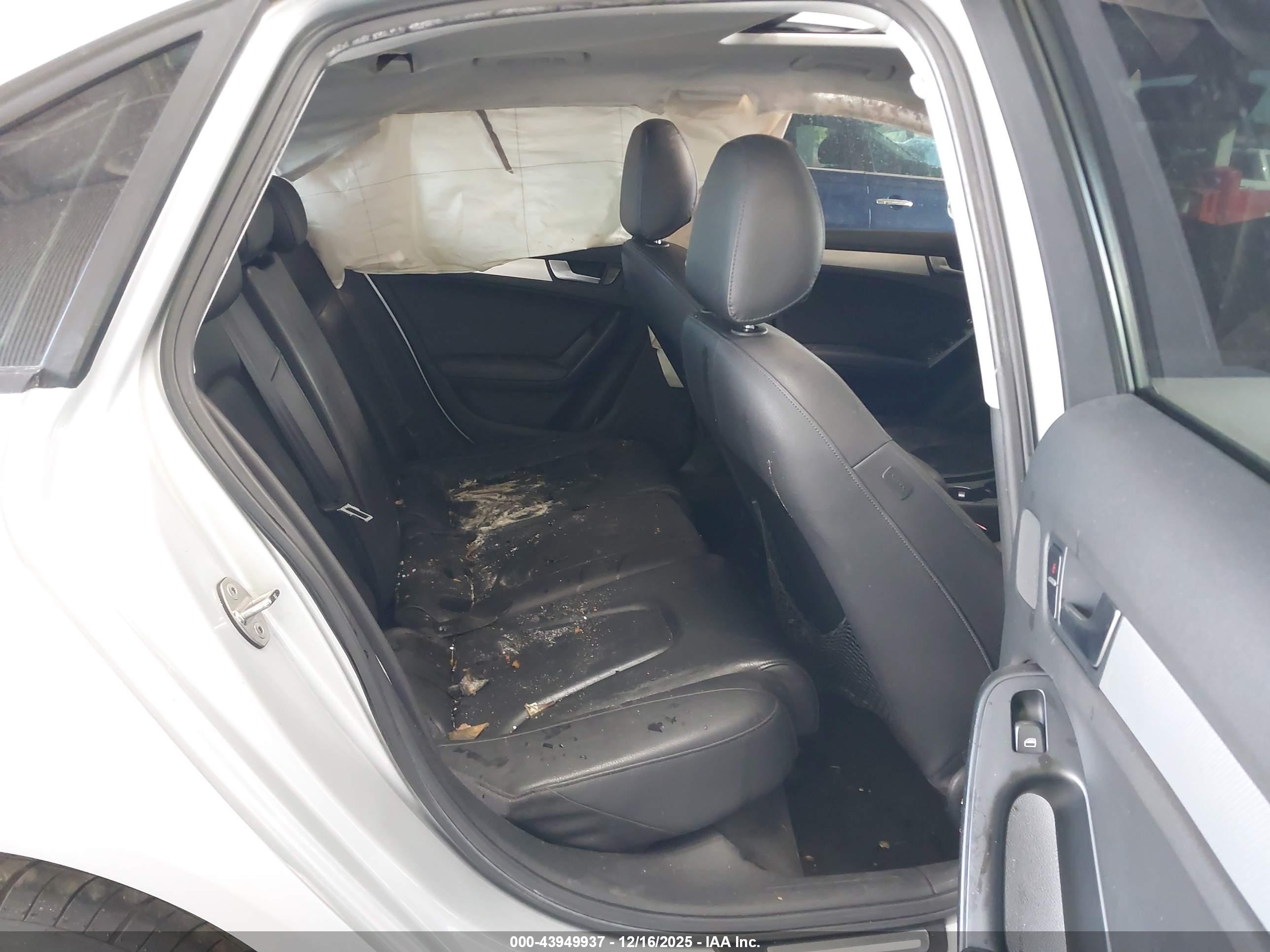 AUDI A4 image 8
