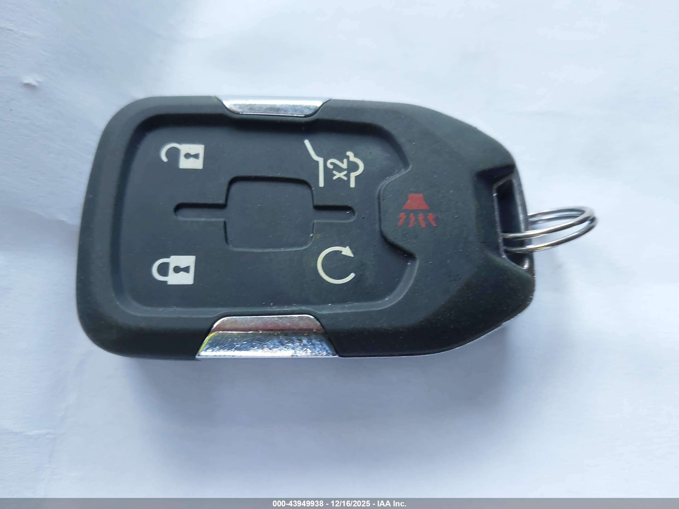 GMC TERRAIN image 11