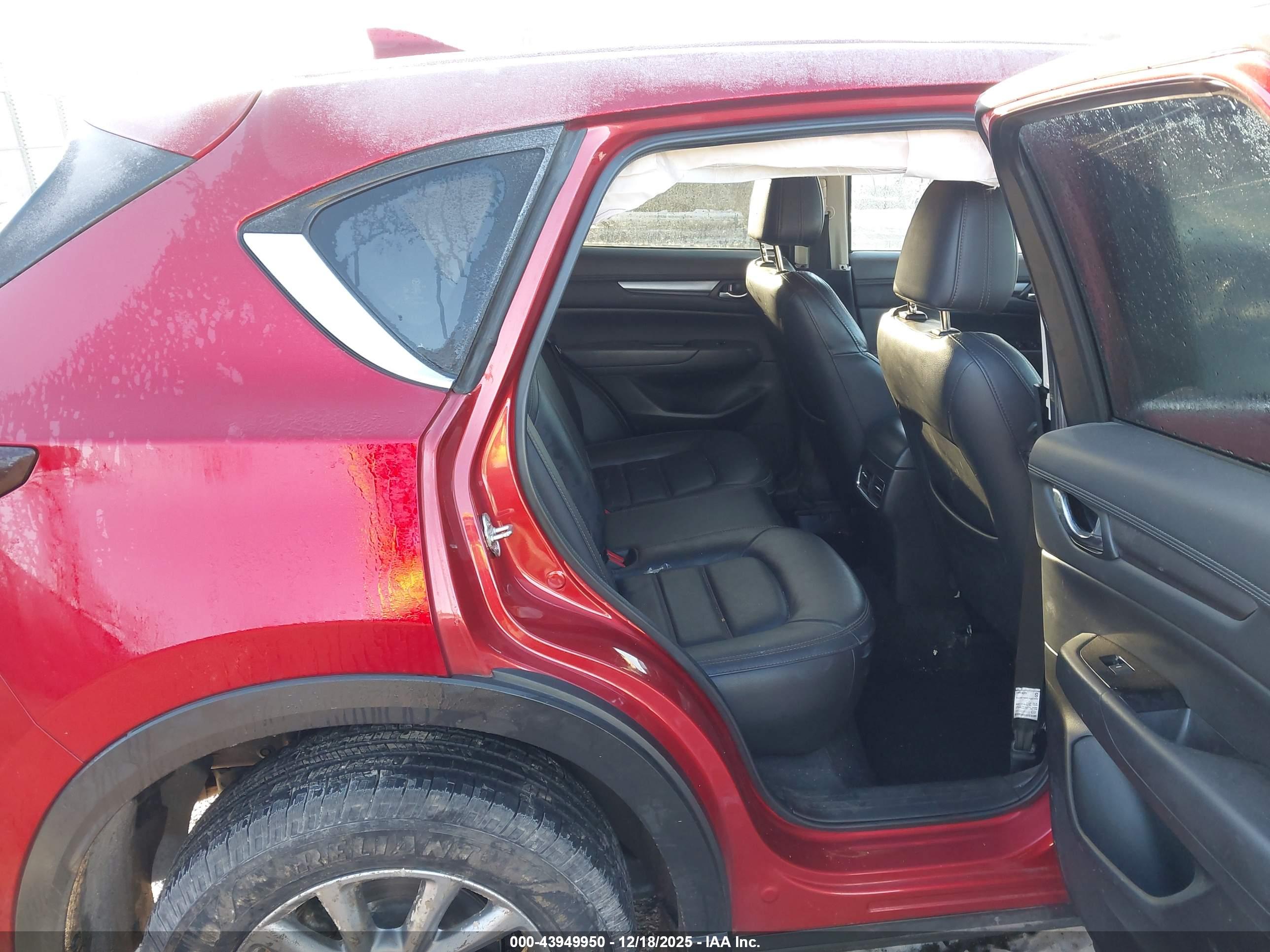 MAZDA CX-5 image 8