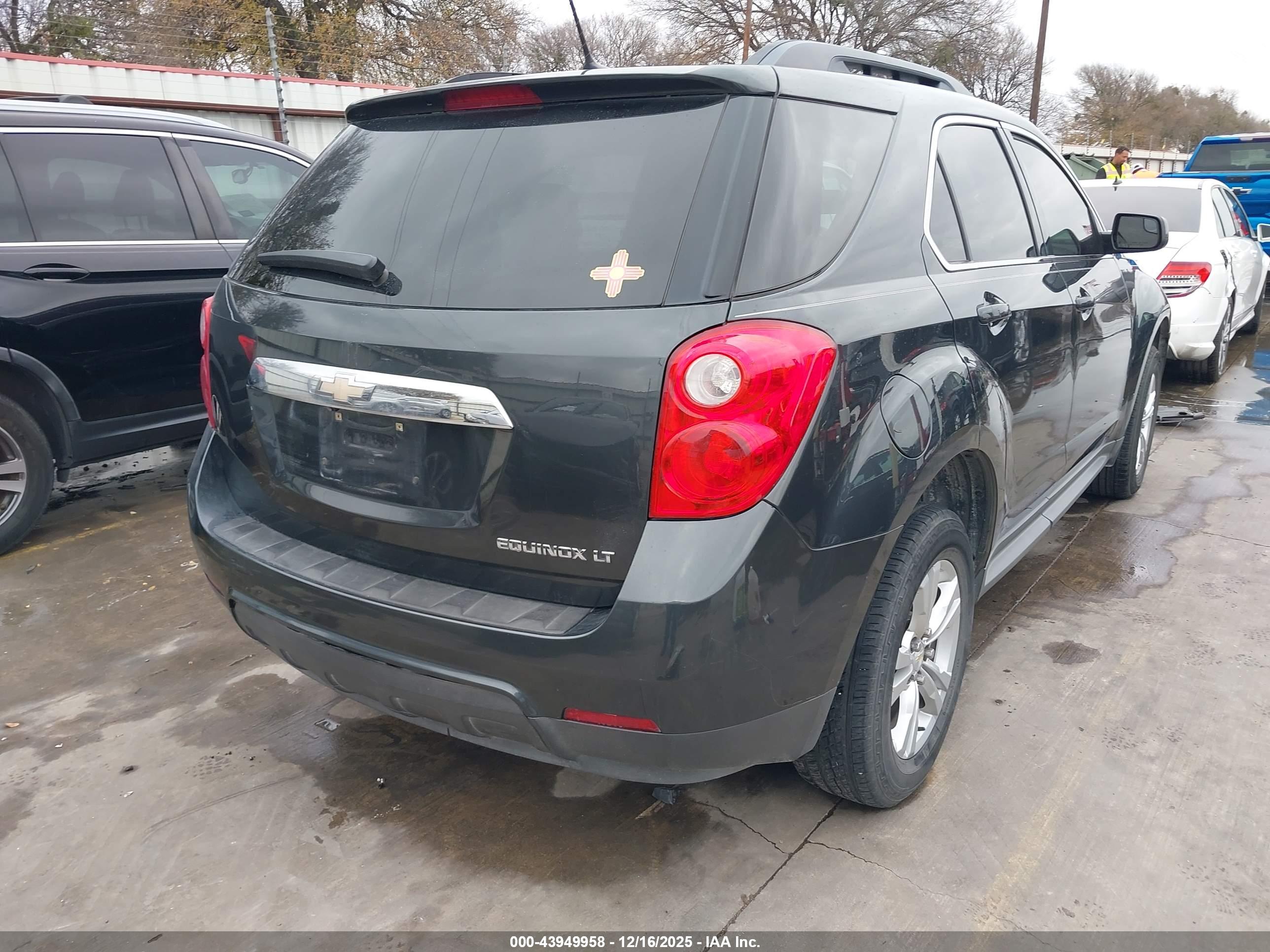 CHEVROLET EQUINOX image 4