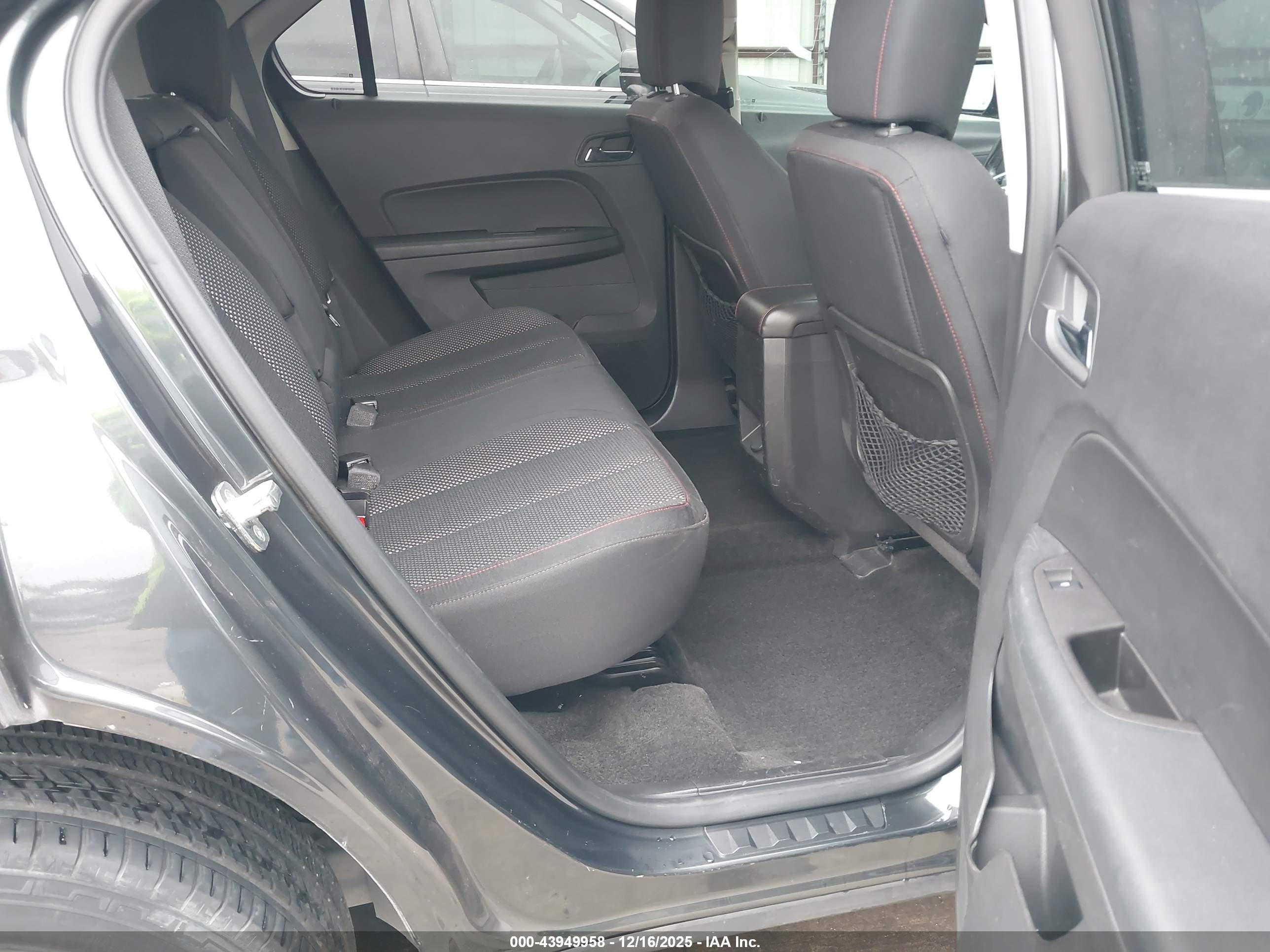 CHEVROLET EQUINOX image 8