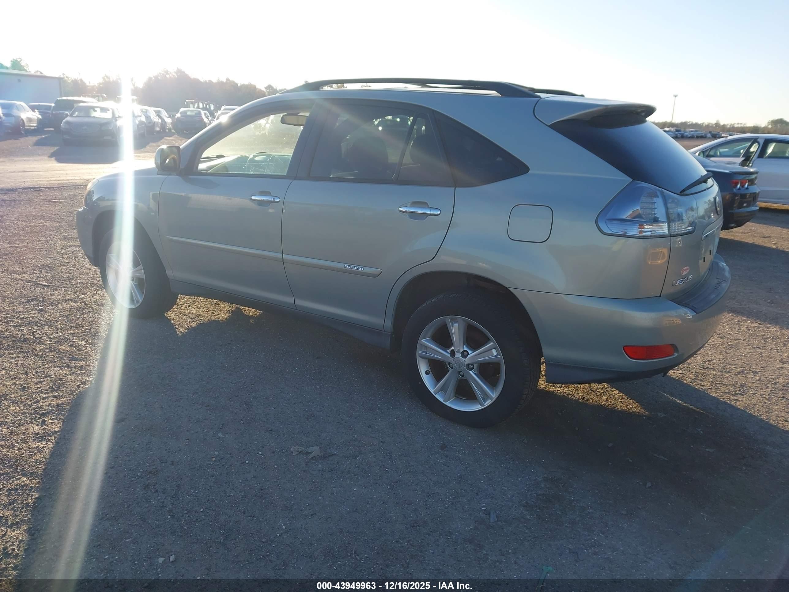 LEXUS RX image 3