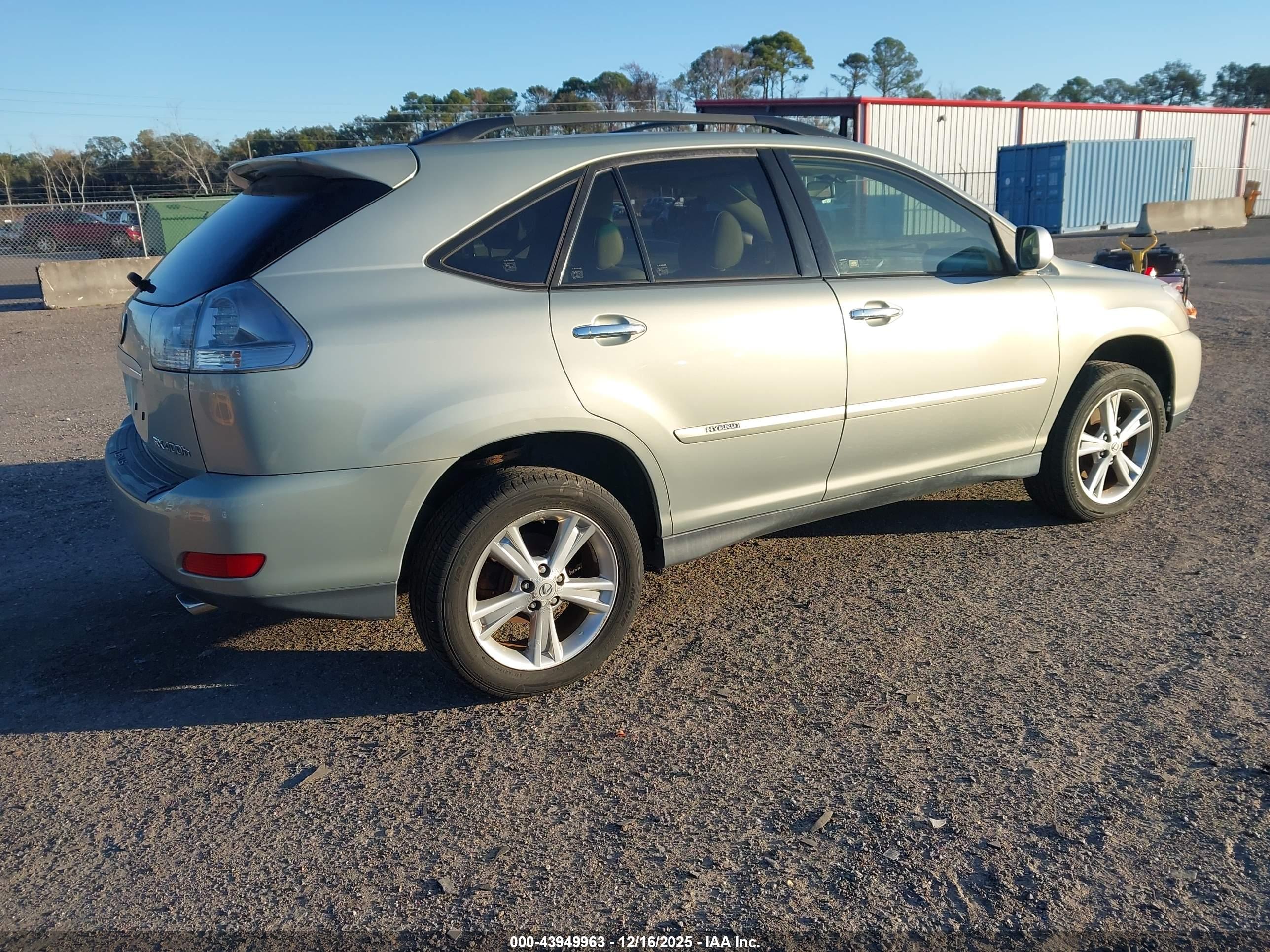 LEXUS RX image 4