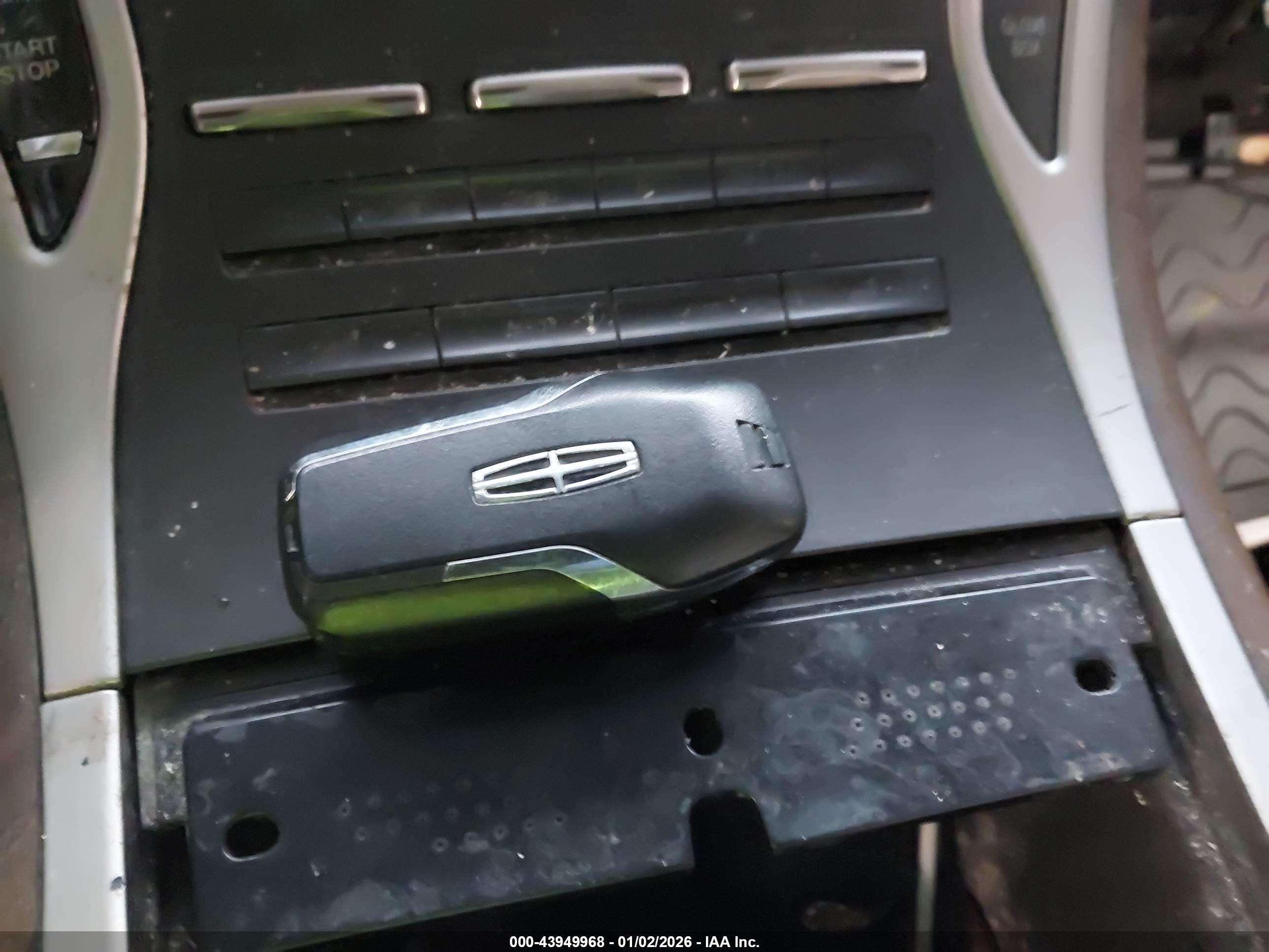 LINCOLN MKX image 11