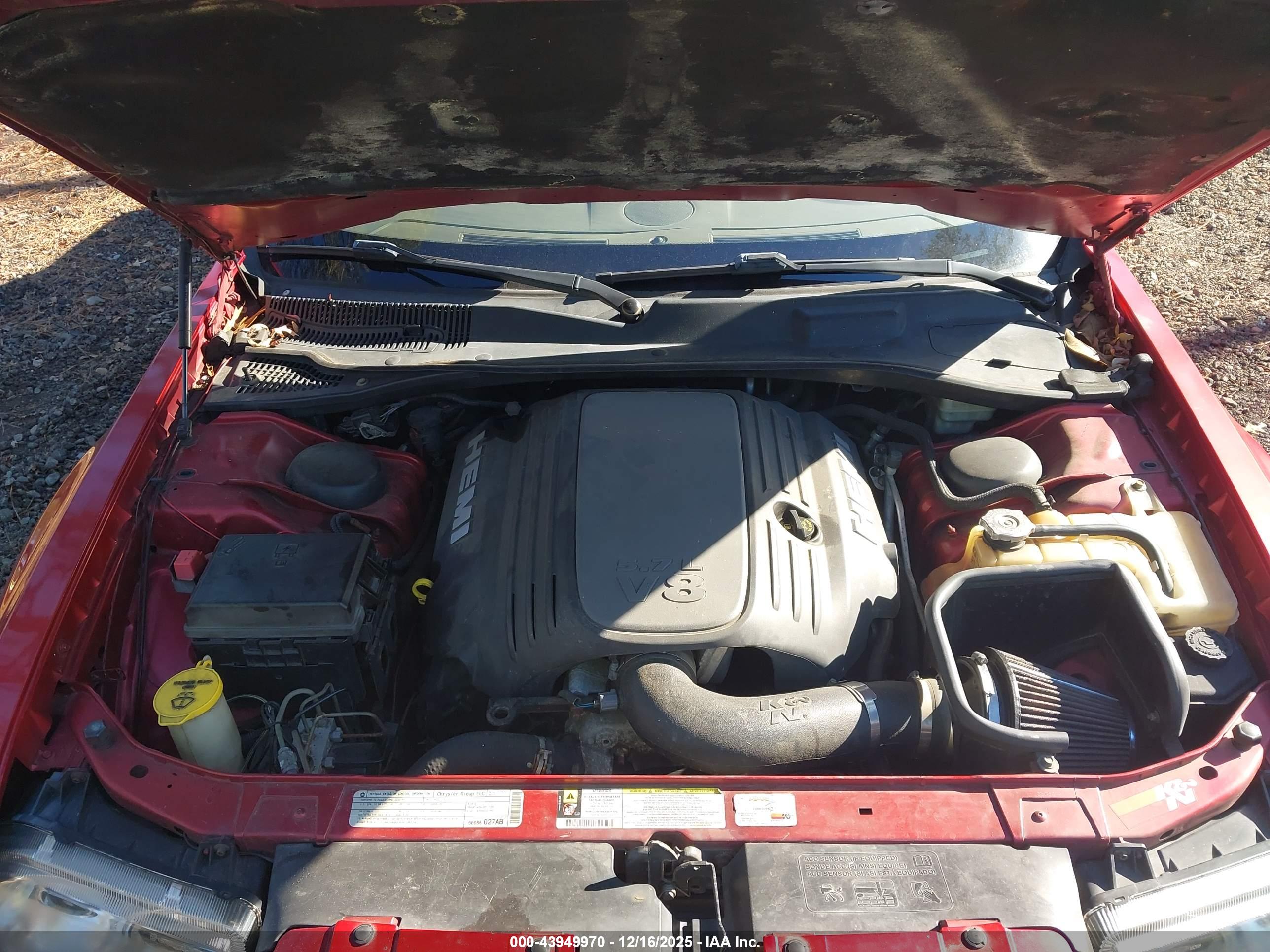 CHRYSLER 300C image 10
