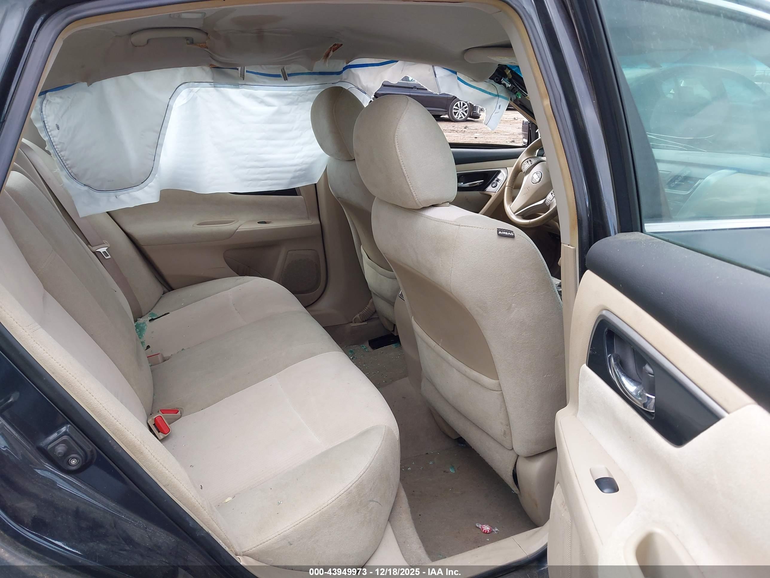 NISSAN ALTIMA image 8