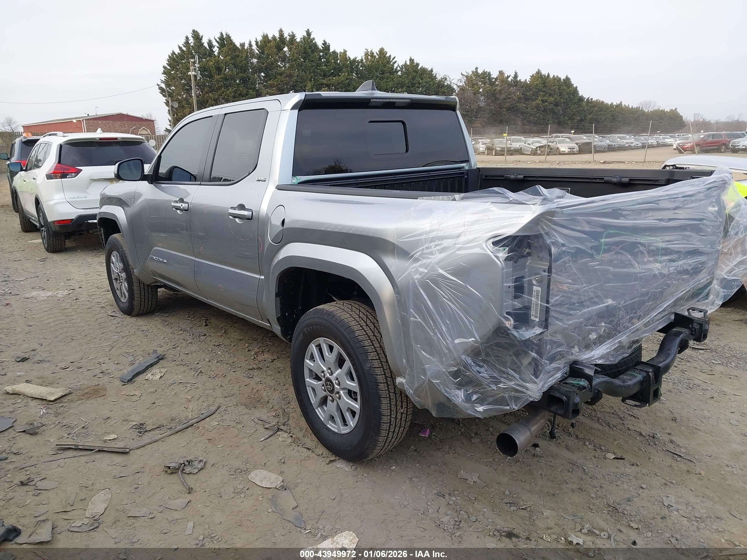TOYOTA TACOMA image 3