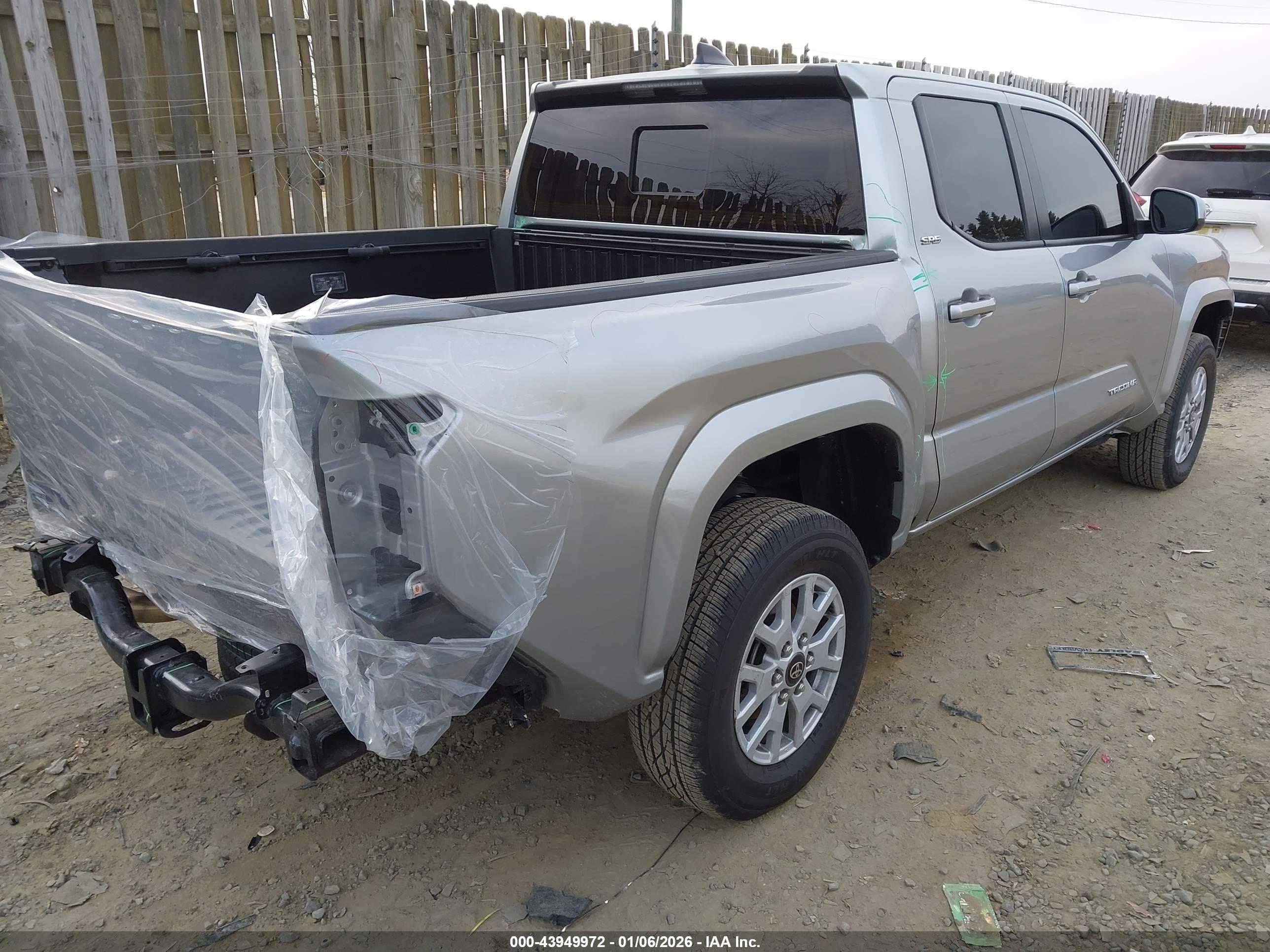 TOYOTA TACOMA image 4