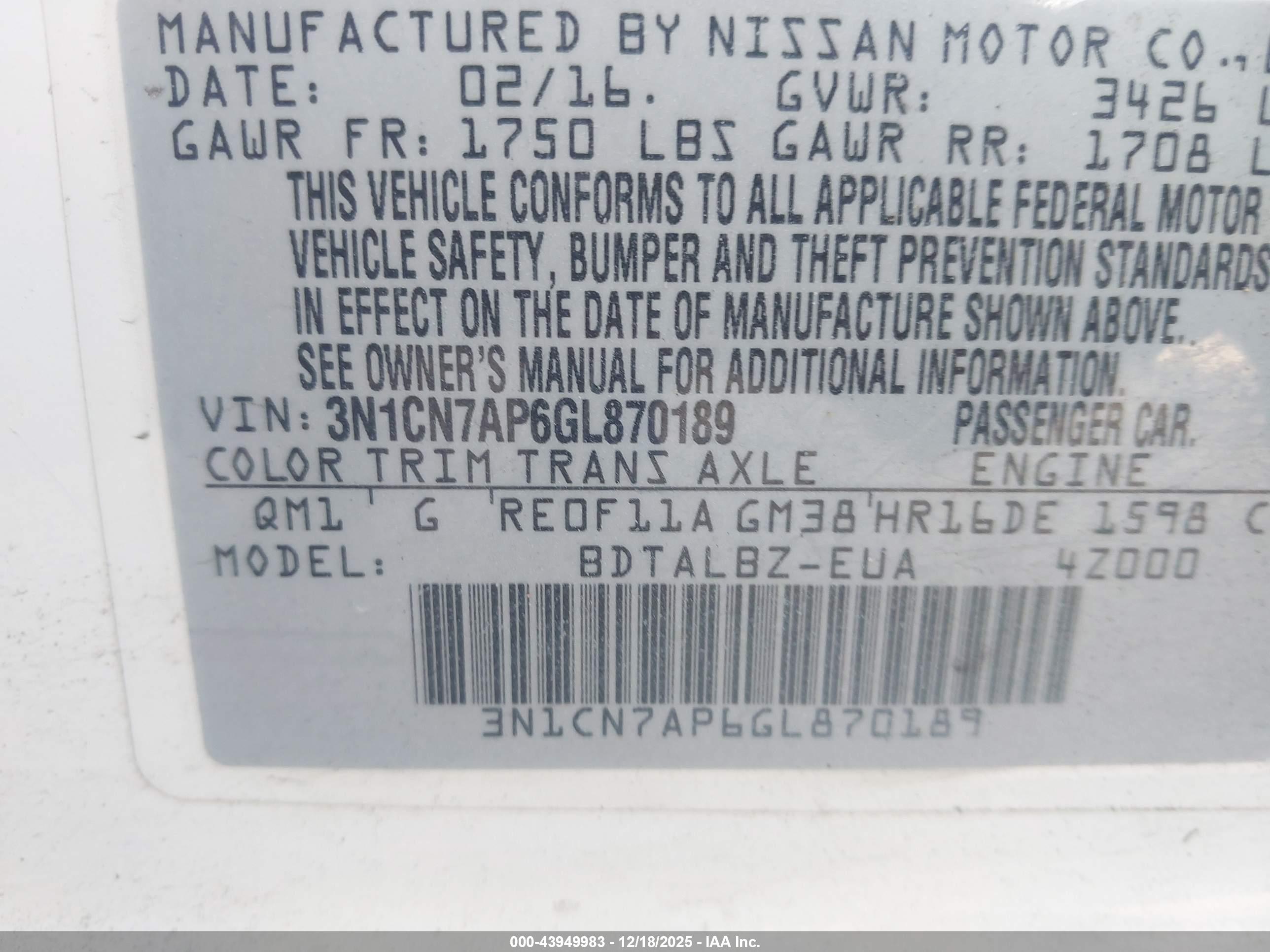 NISSAN VERSA image 9