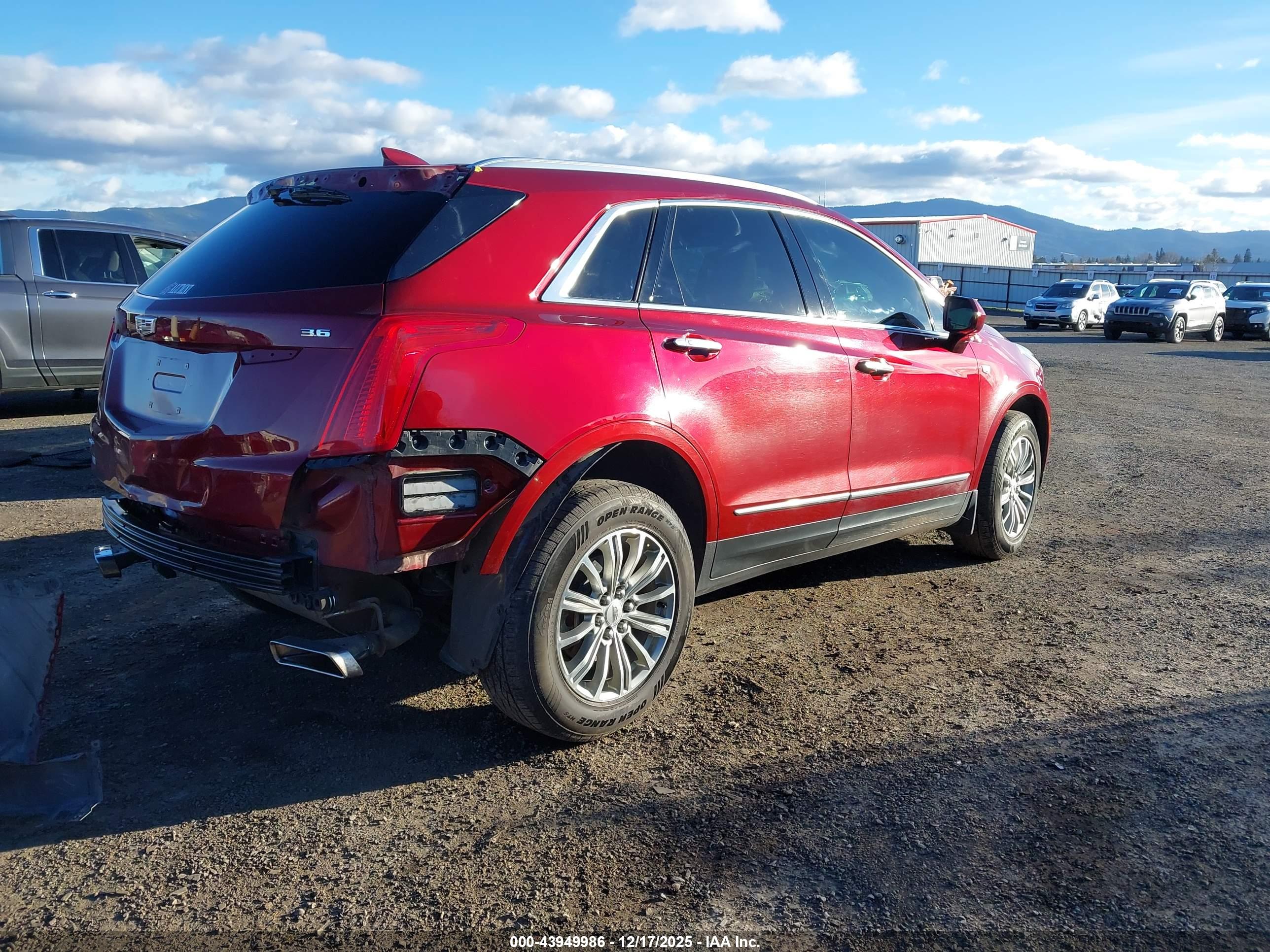 CADILLAC XT5 image 4