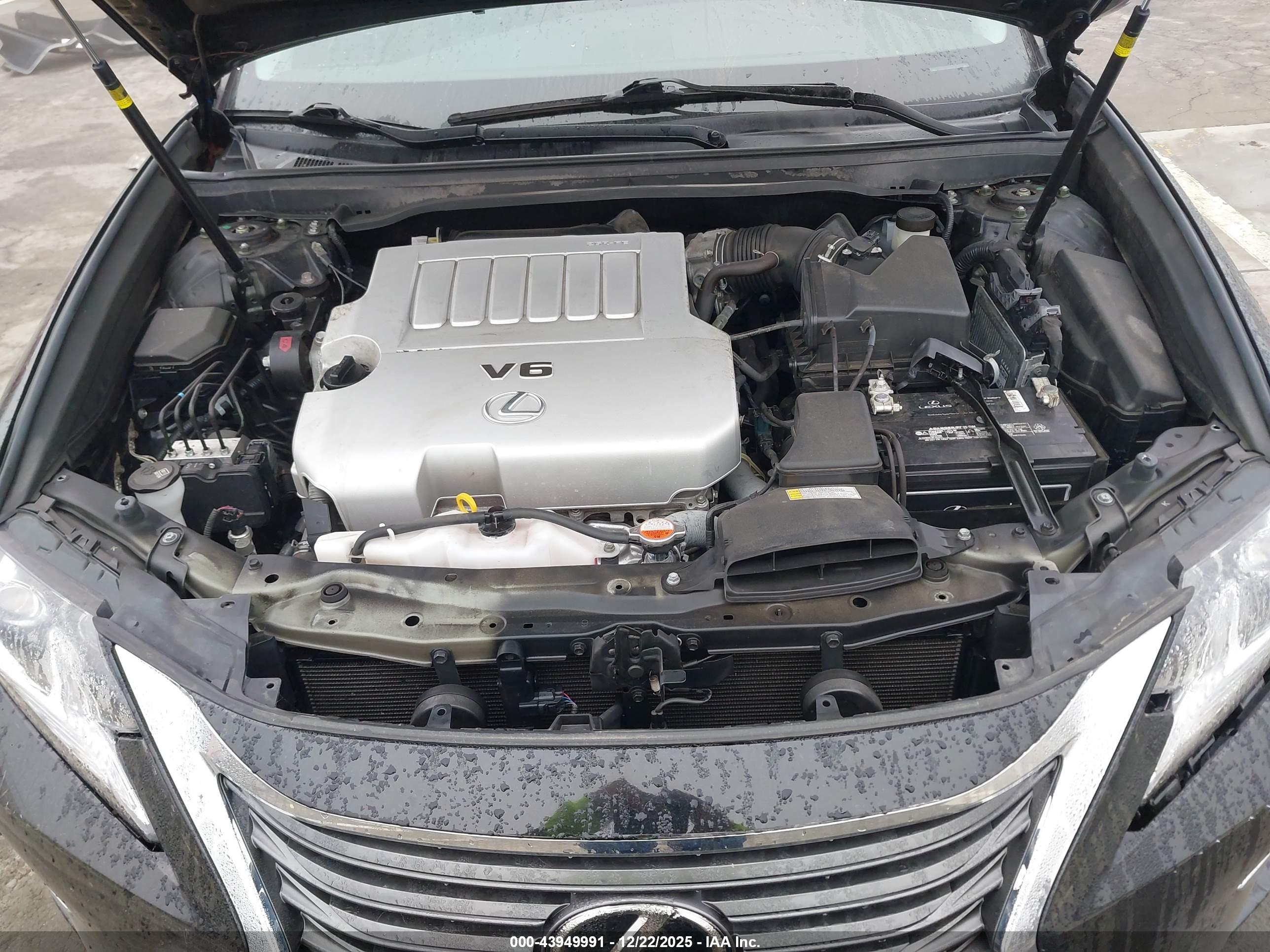 LEXUS ES image 10