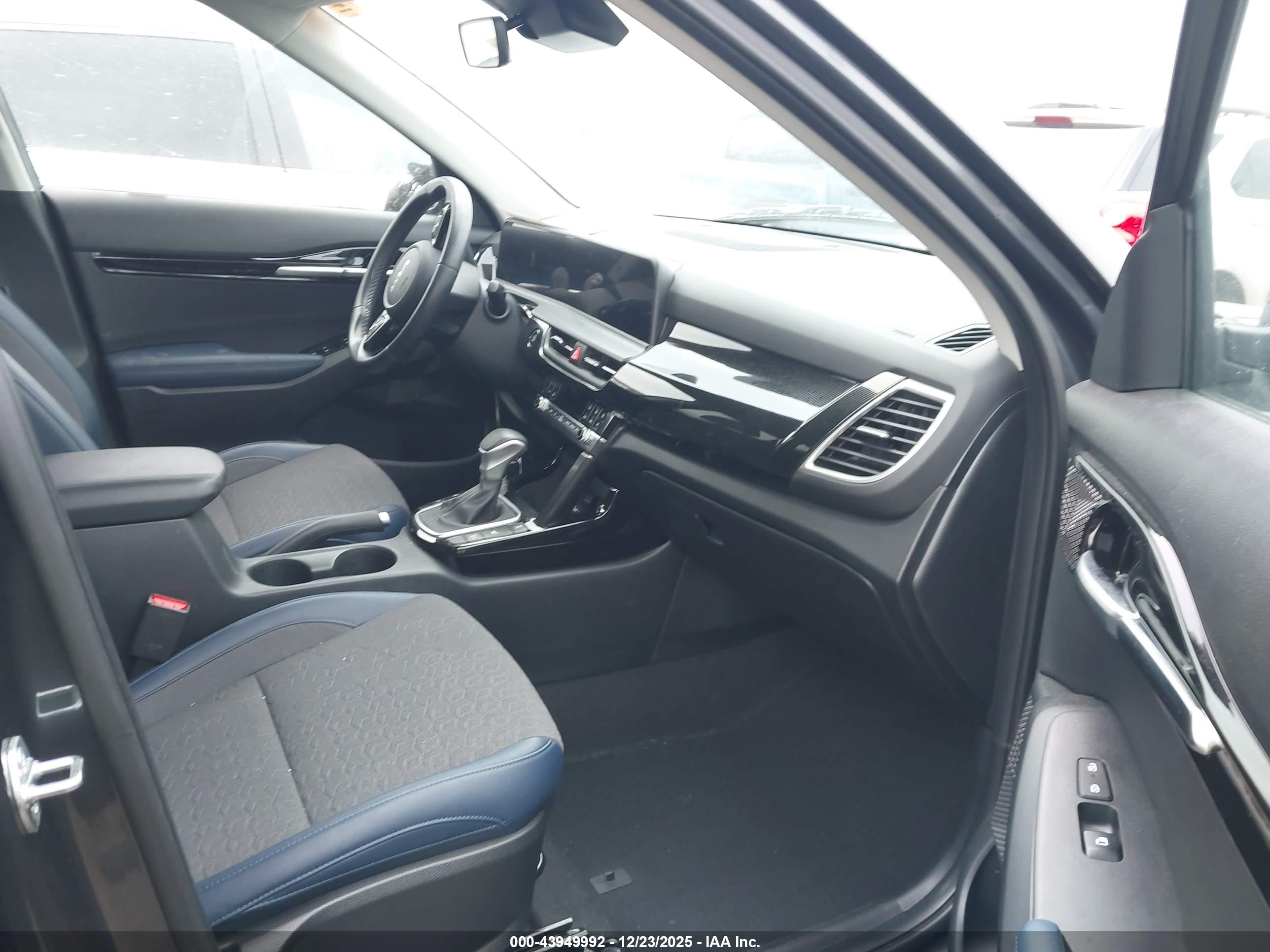 KIA SELTOS image 5