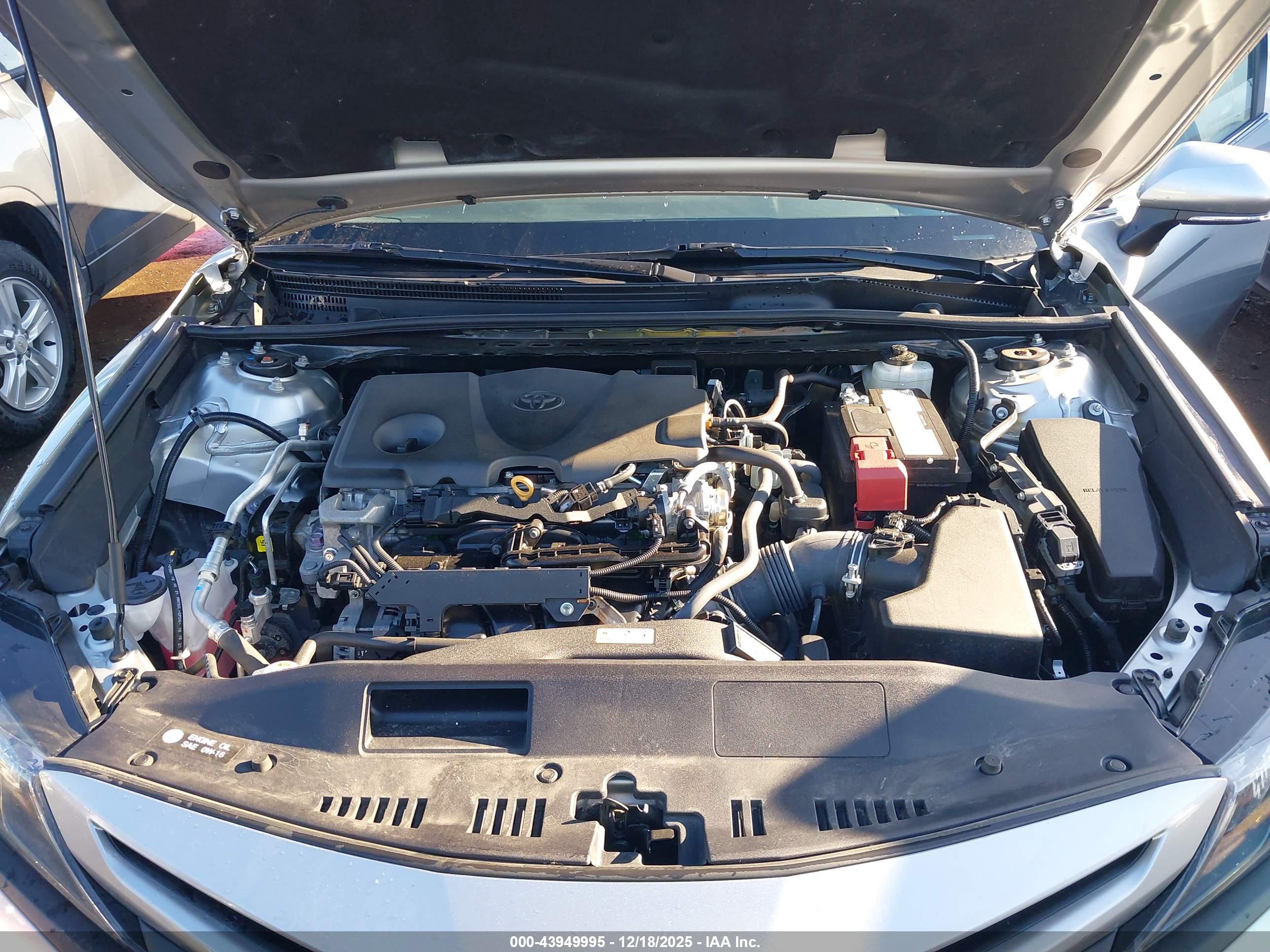 TOYOTA CAMRY image 10