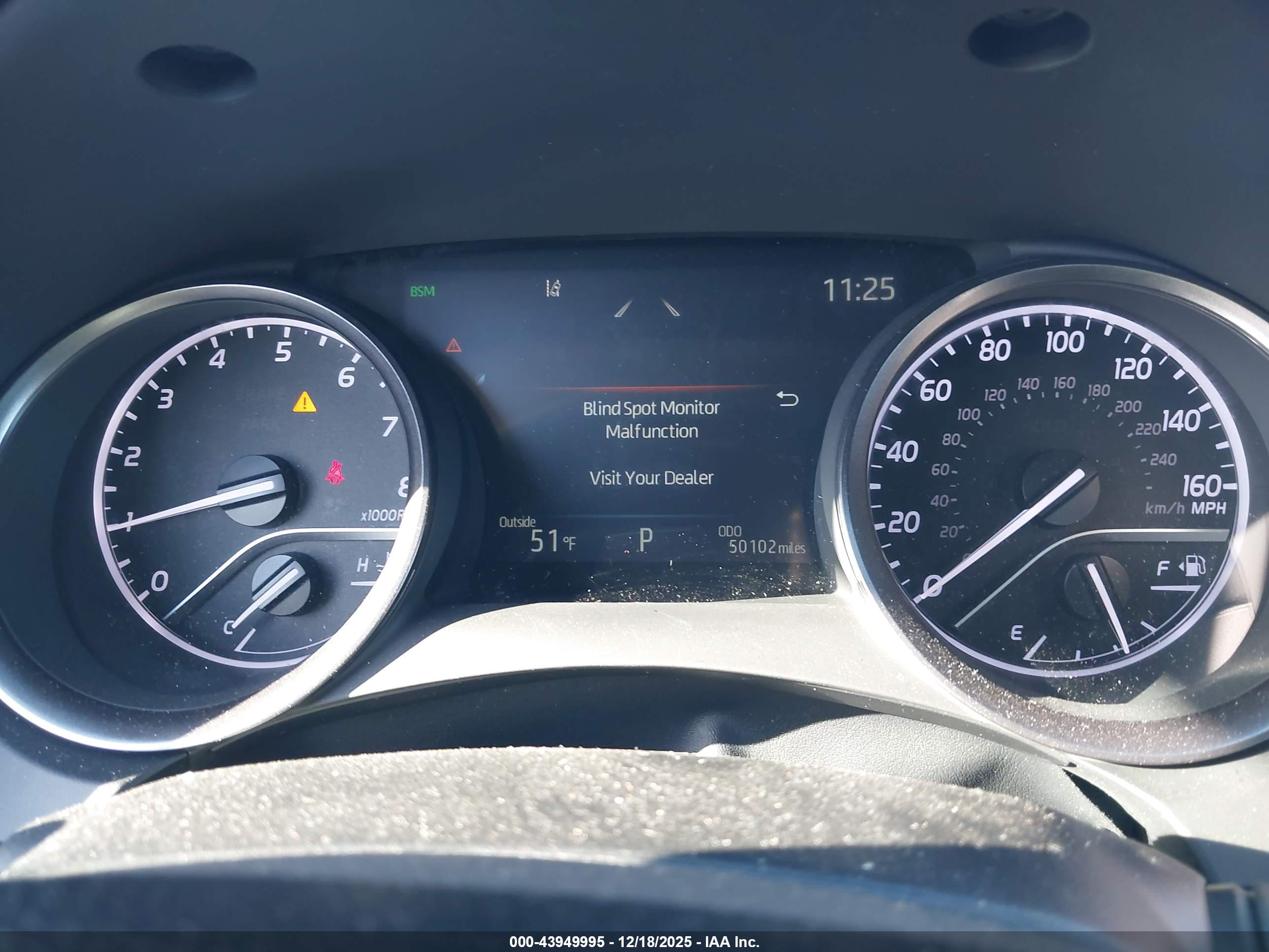 TOYOTA CAMRY image 7