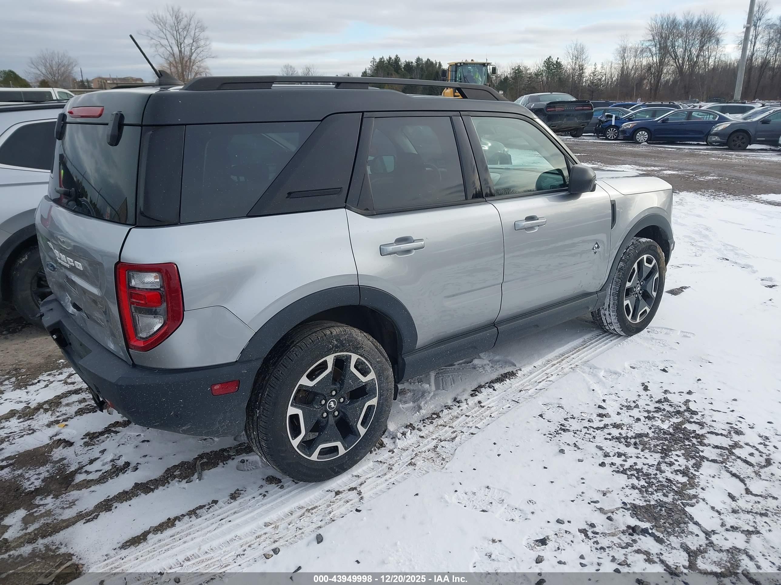 FORD BRONCO image 4