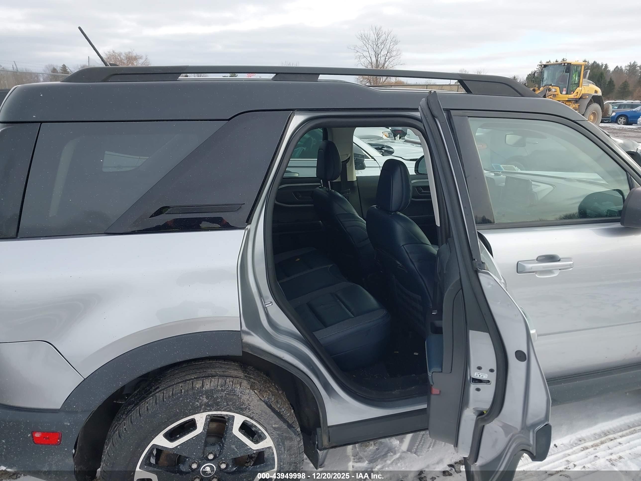 FORD BRONCO image 8