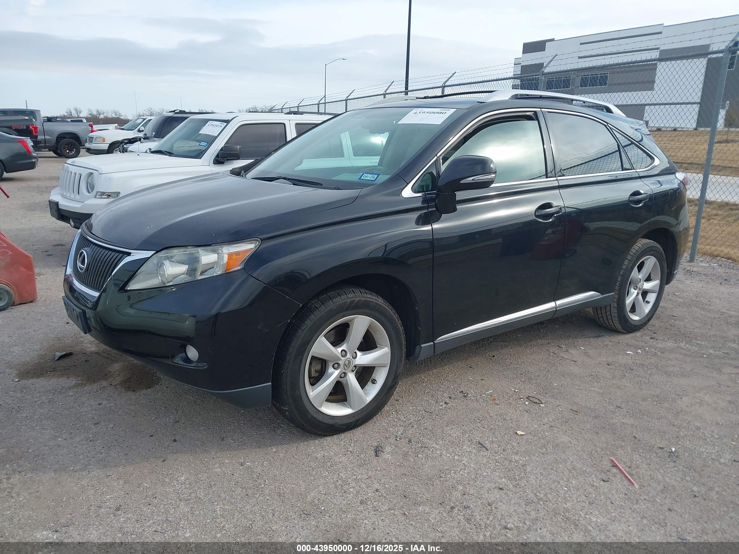 LEXUS RX image 2