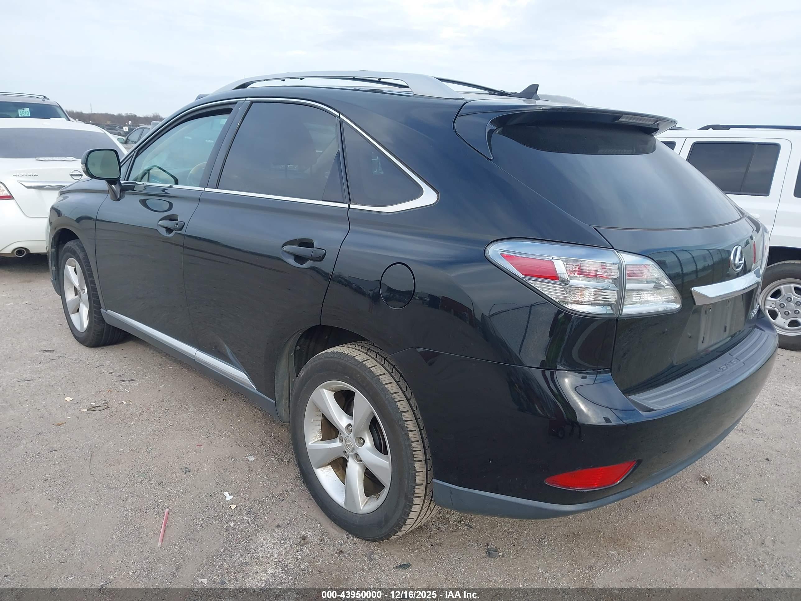 LEXUS RX image 3