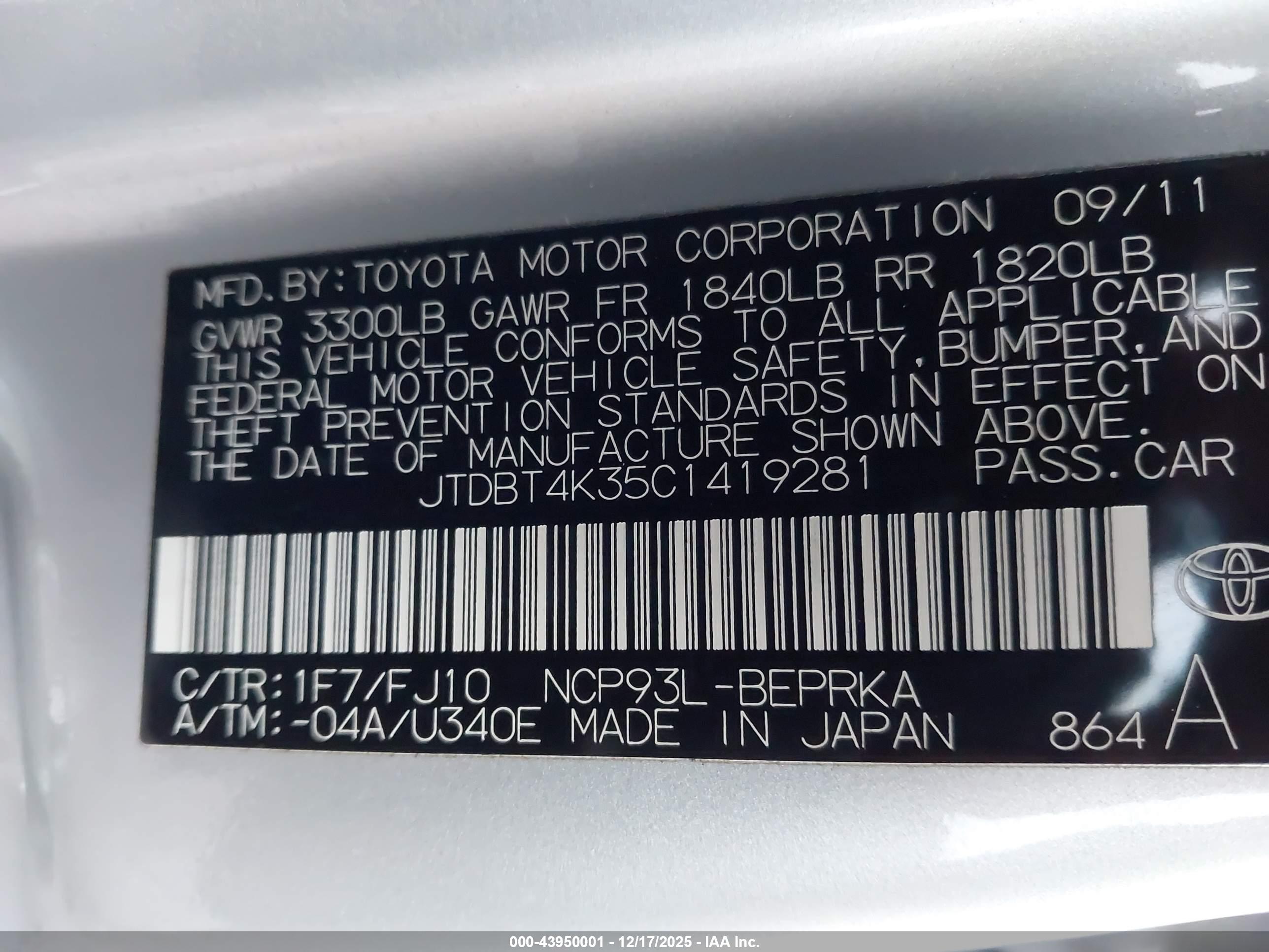 TOYOTA YARIS image 9