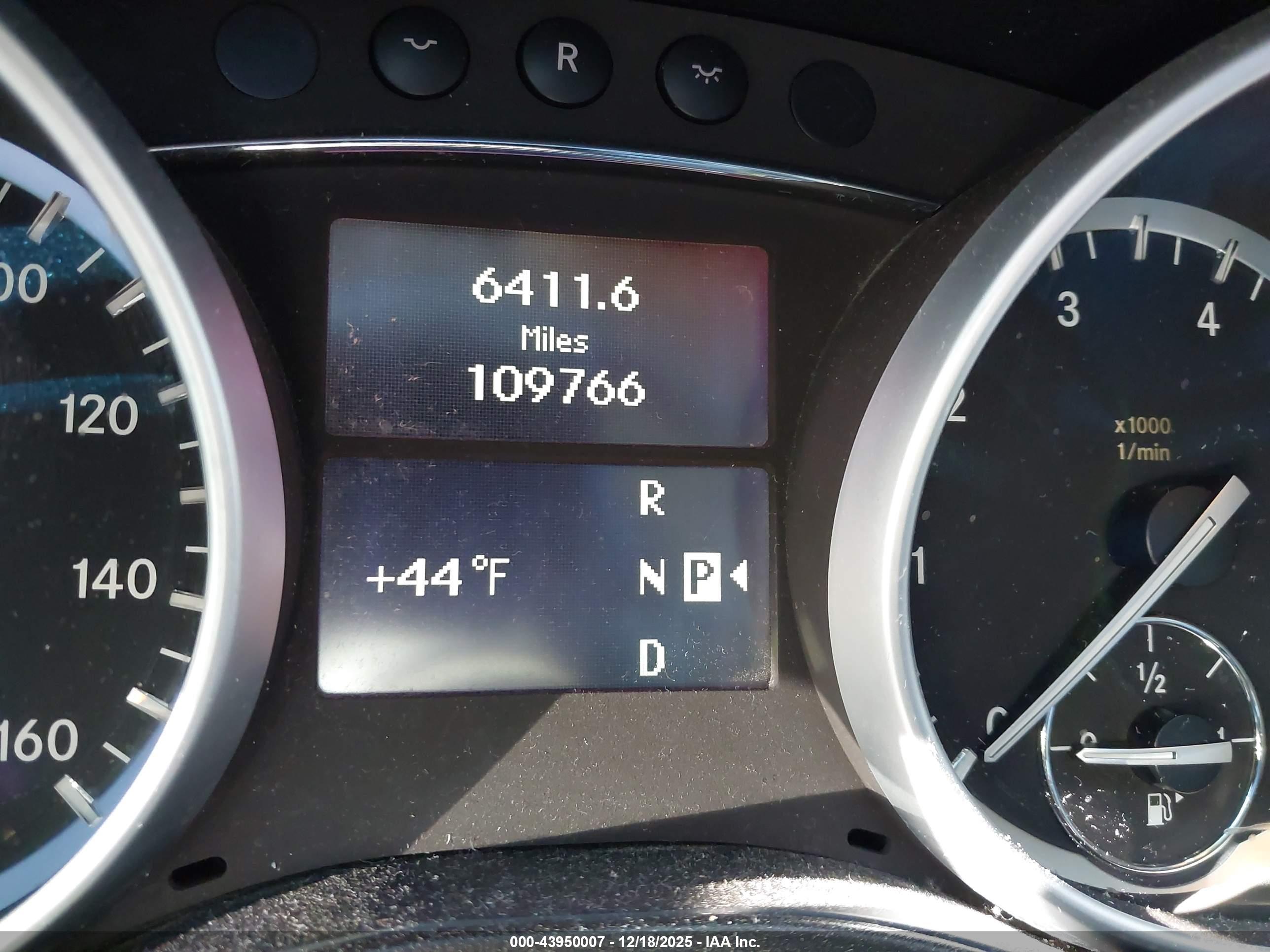 MERCEDES-BENZ GL image 7