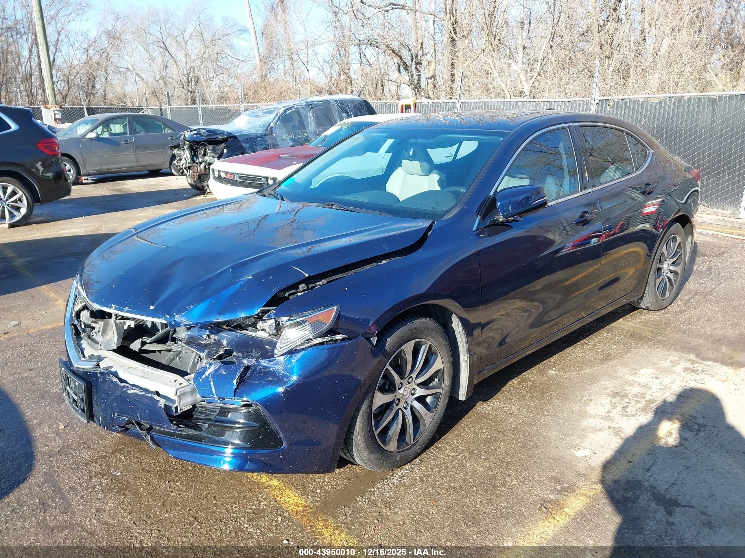 ACURA TLX image 2