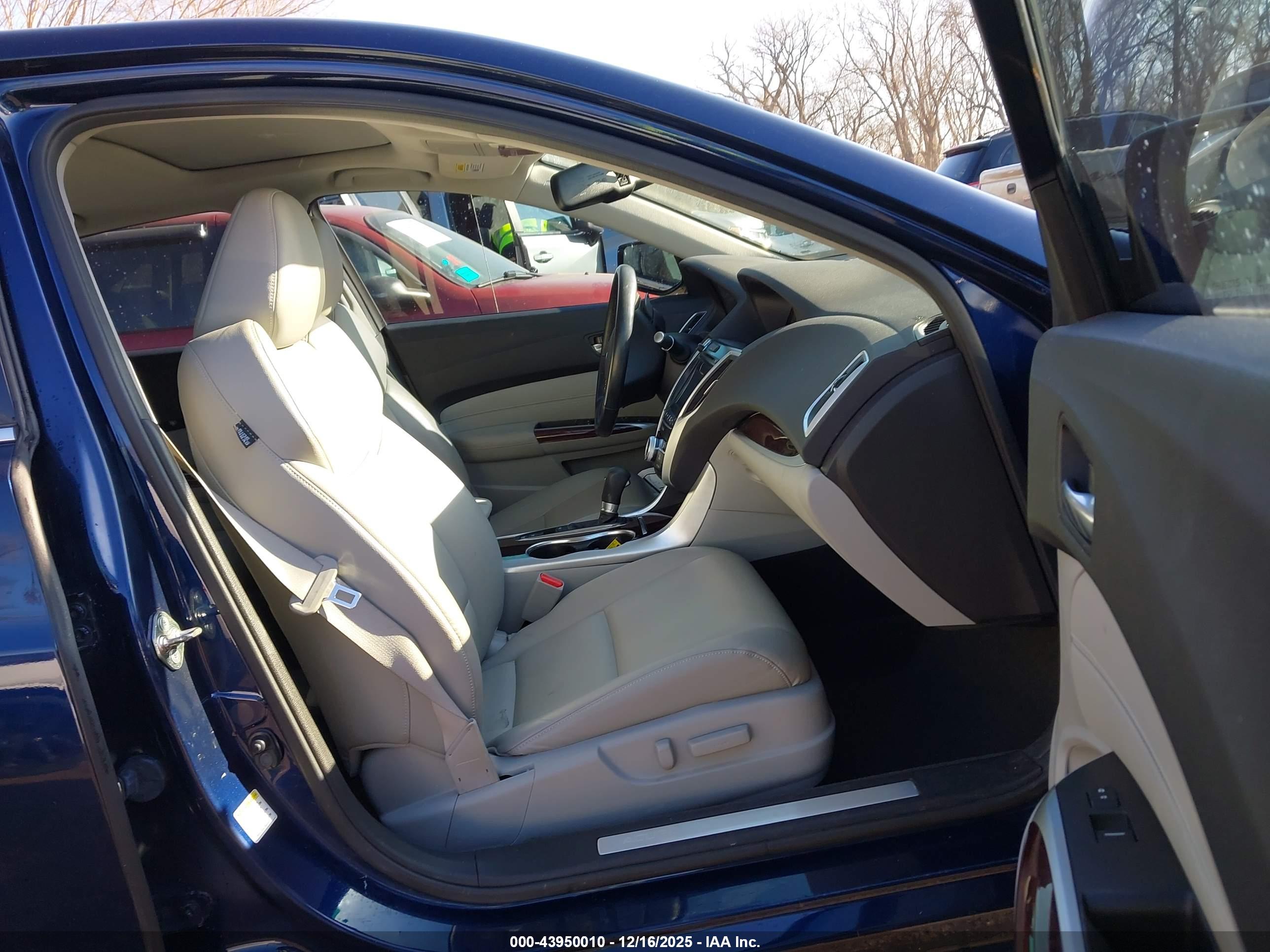 ACURA TLX image 5