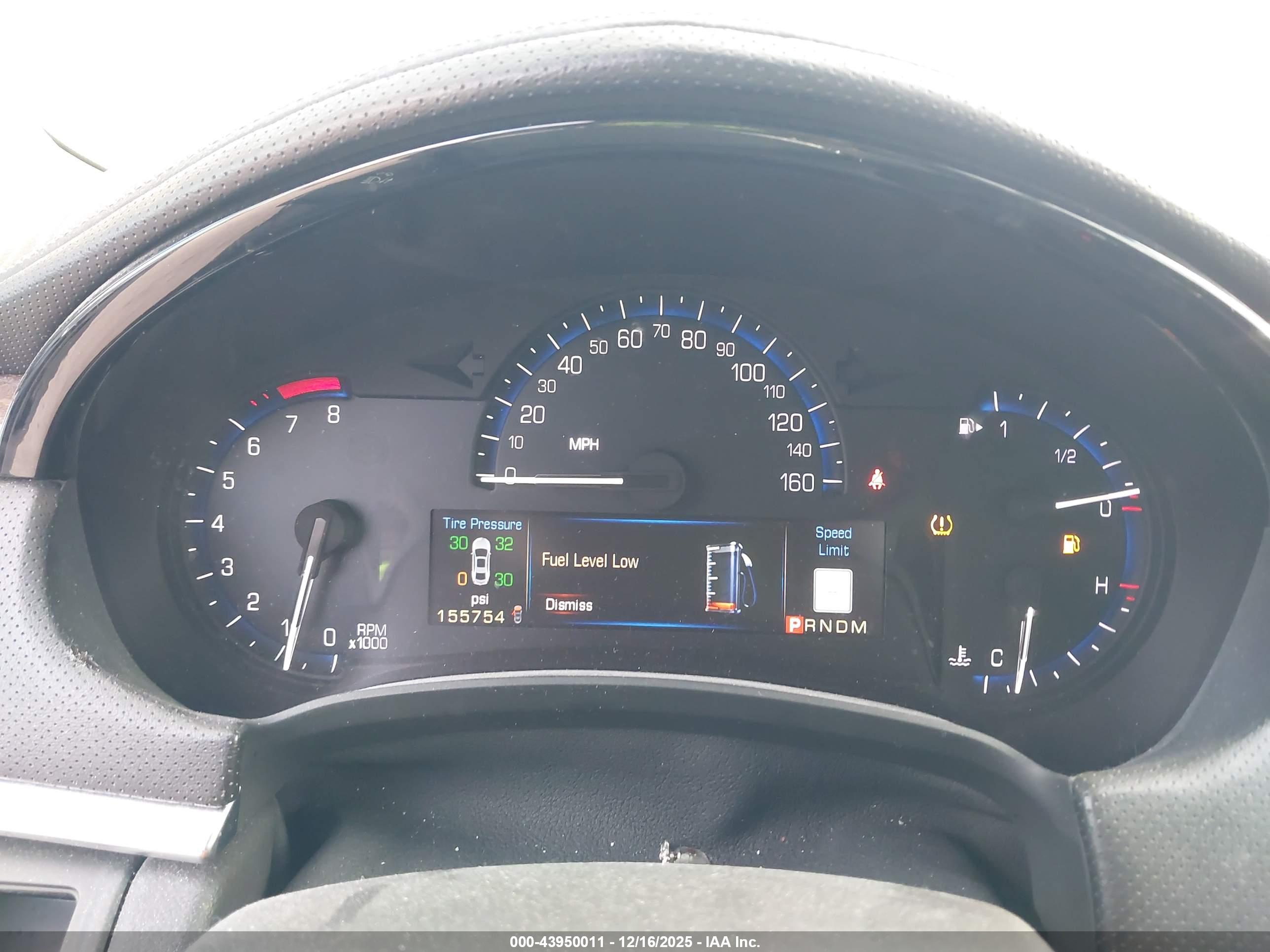 CADILLAC XTS image 7