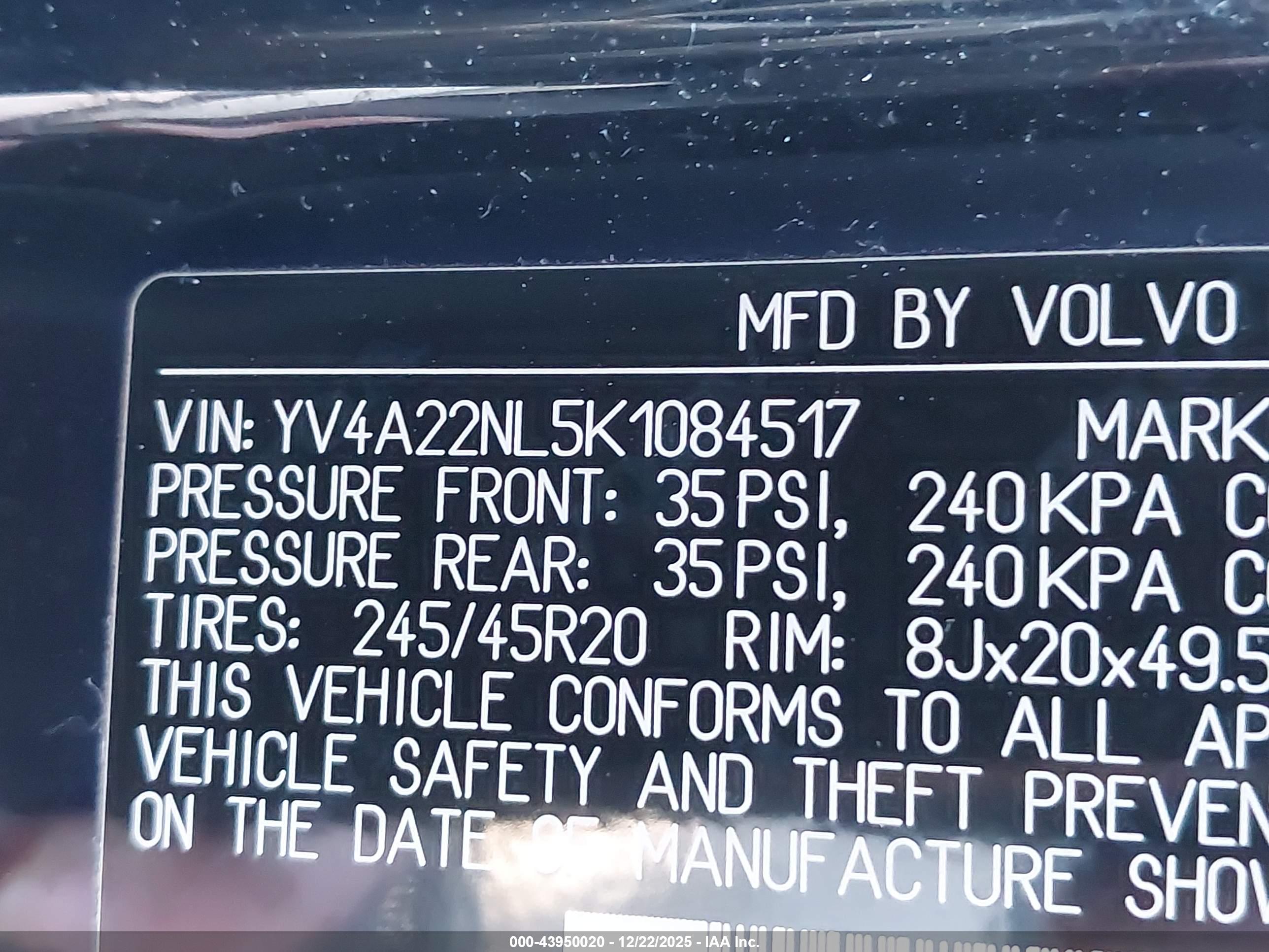 VOLVO V90 image 9